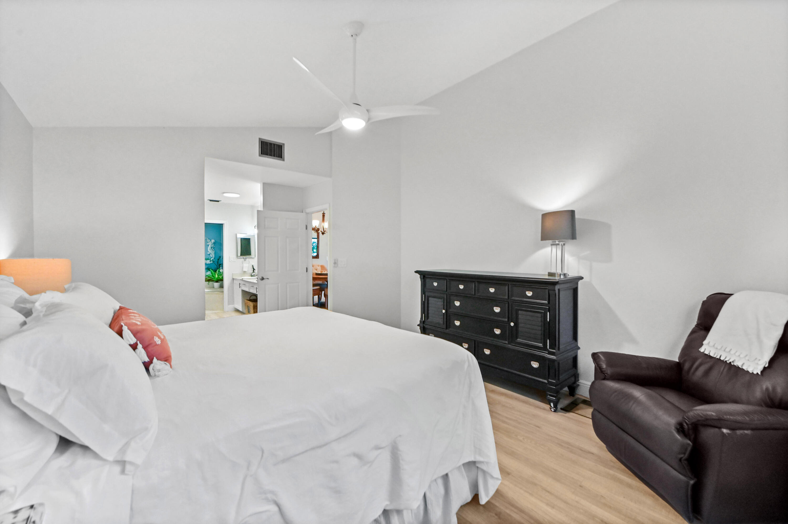 108 Executive Circle Property Photo 22