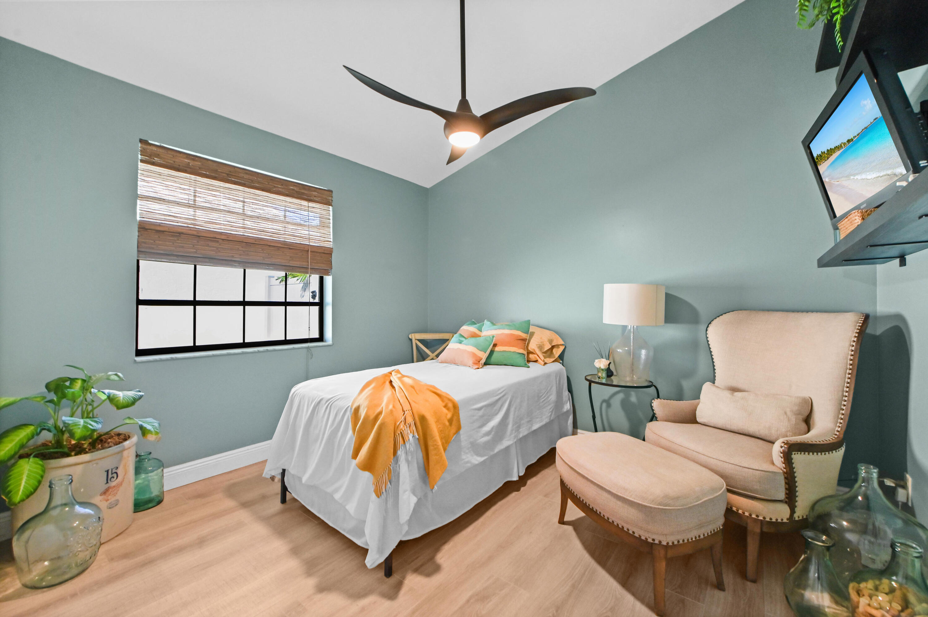 108 Executive Circle Property Photo 25