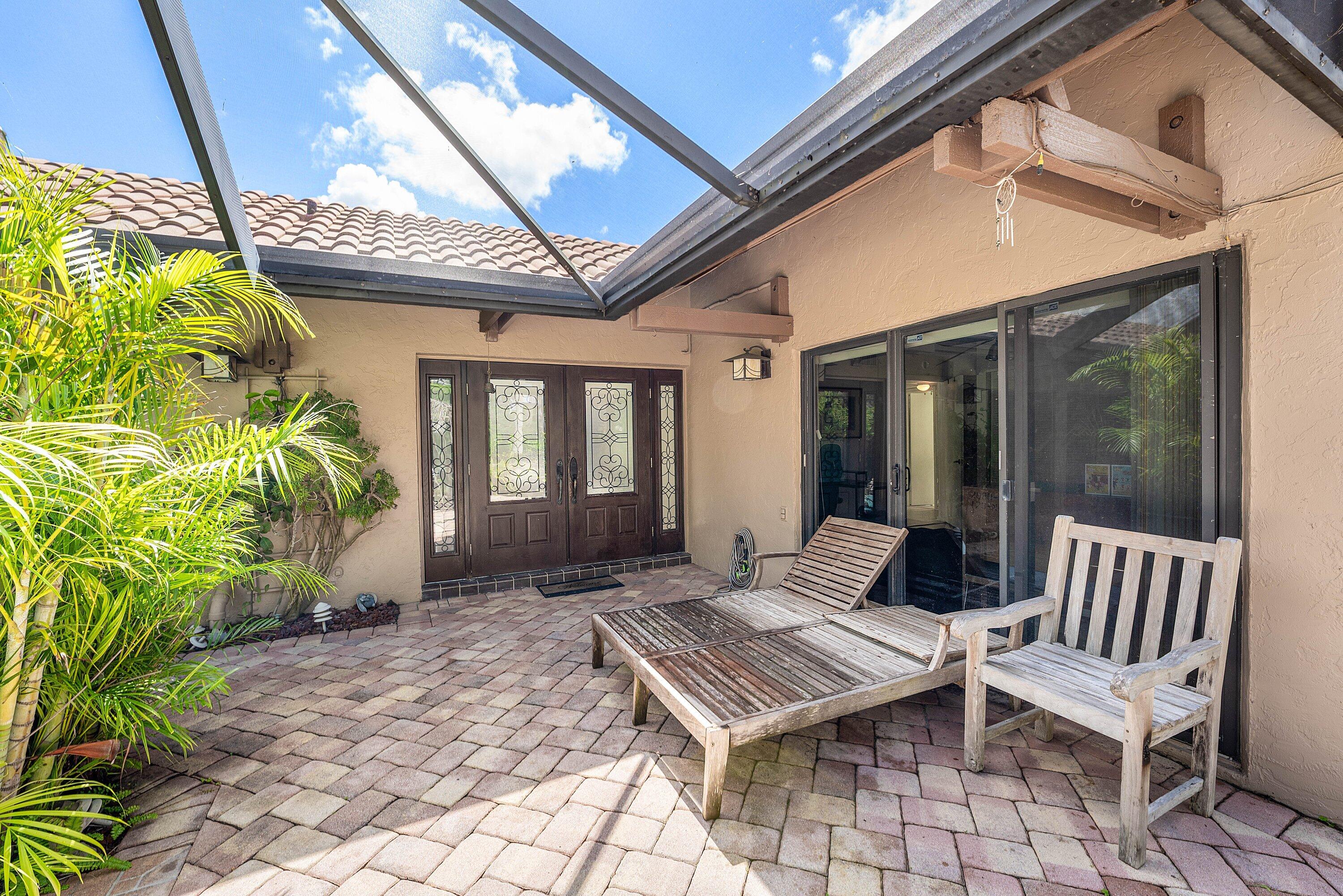 6582 Patio Lane Property Photo 4