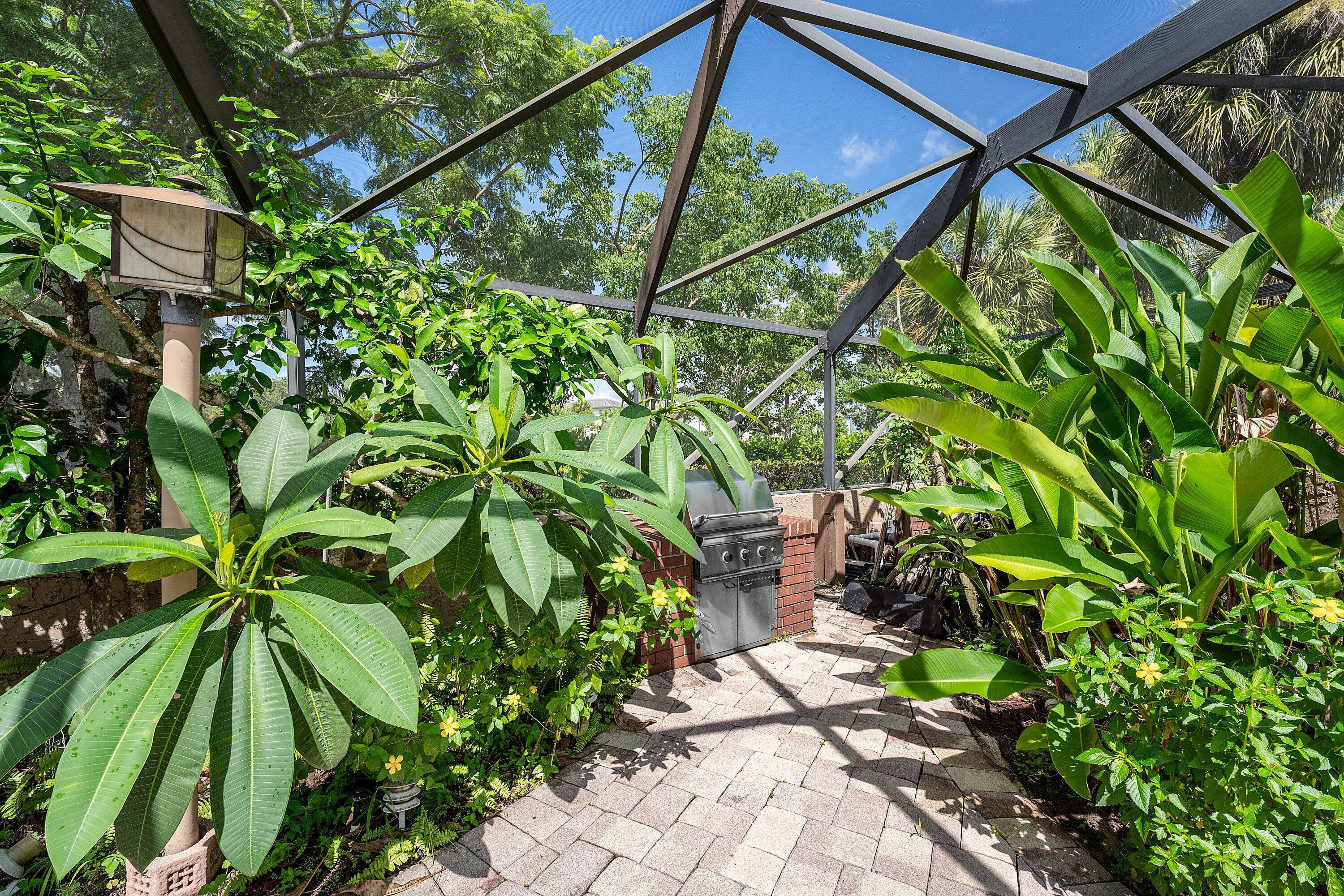 6582 Patio Lane Property Photo 30