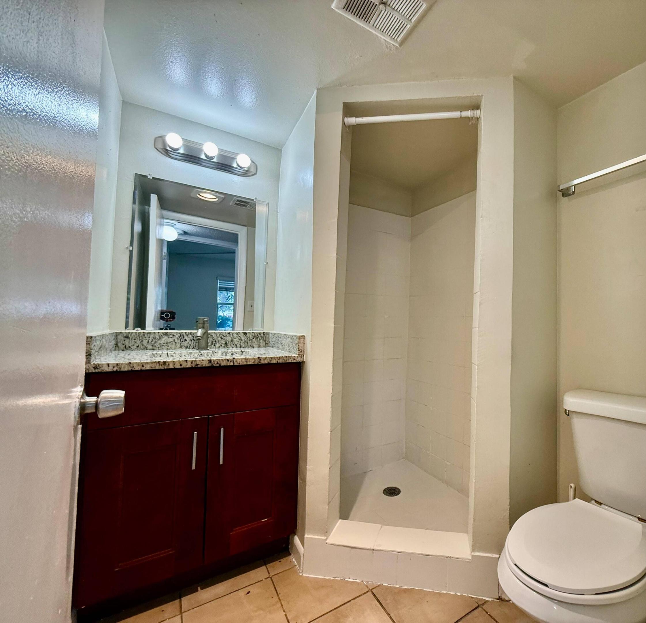700 Sw 81st Avenue 1a Property Photo 6