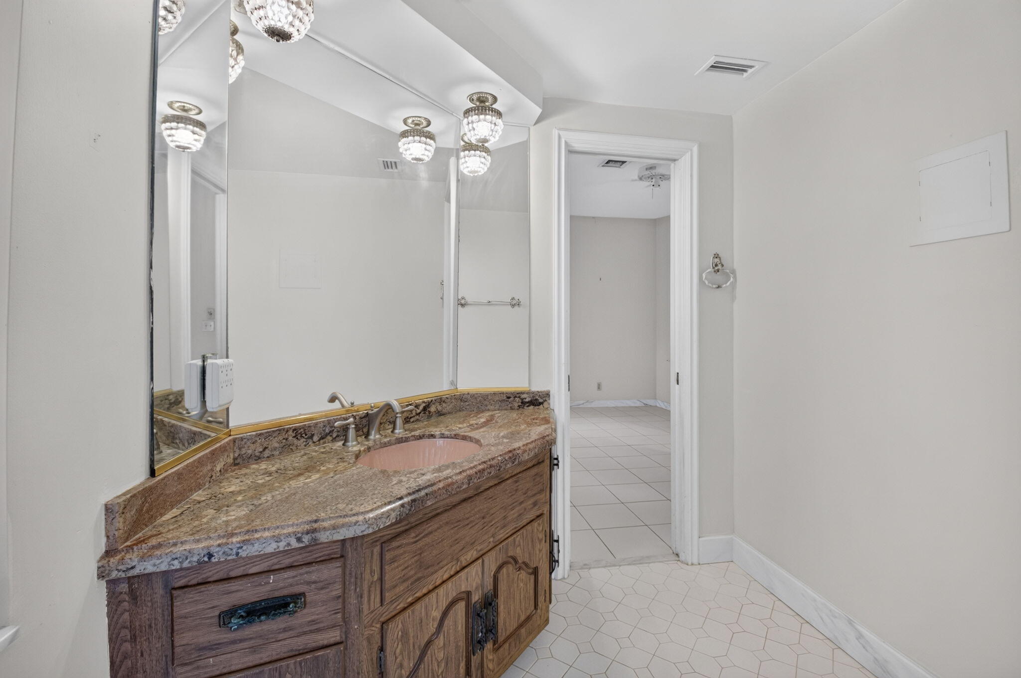 5688 Wind Drift Lane Property Photo 20