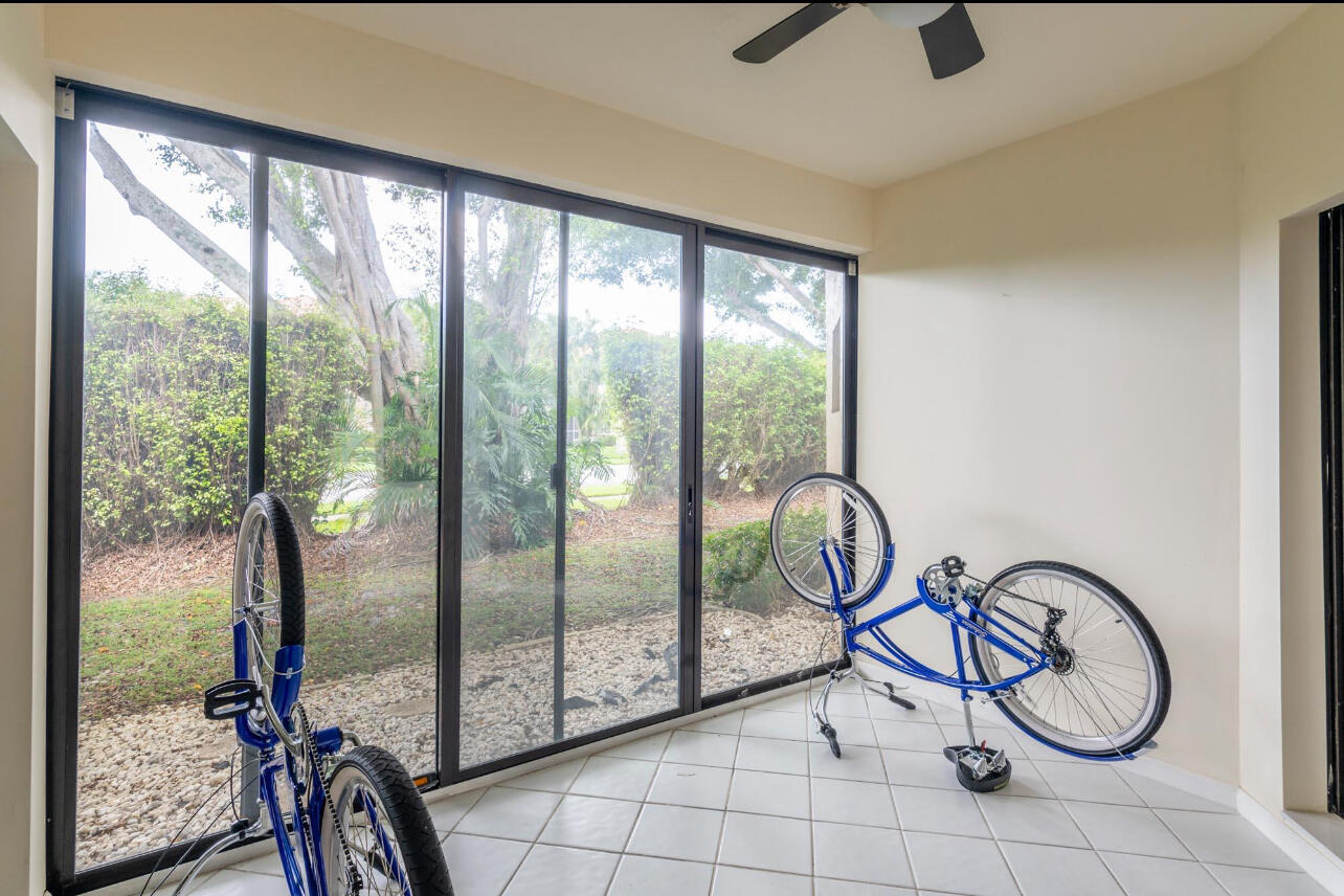 6666 Montego Bay Boulevard E Property Photo 17