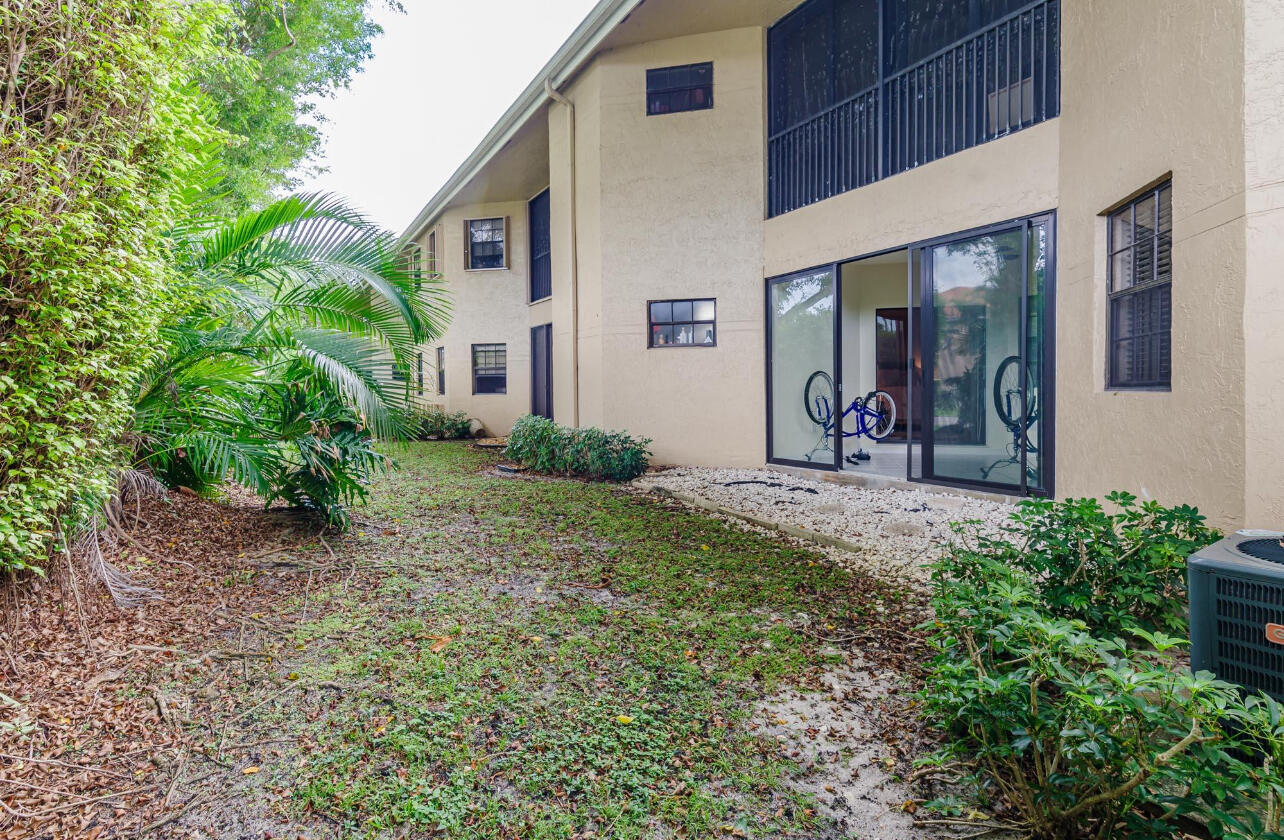 6666 Montego Bay Boulevard E Property Photo 18