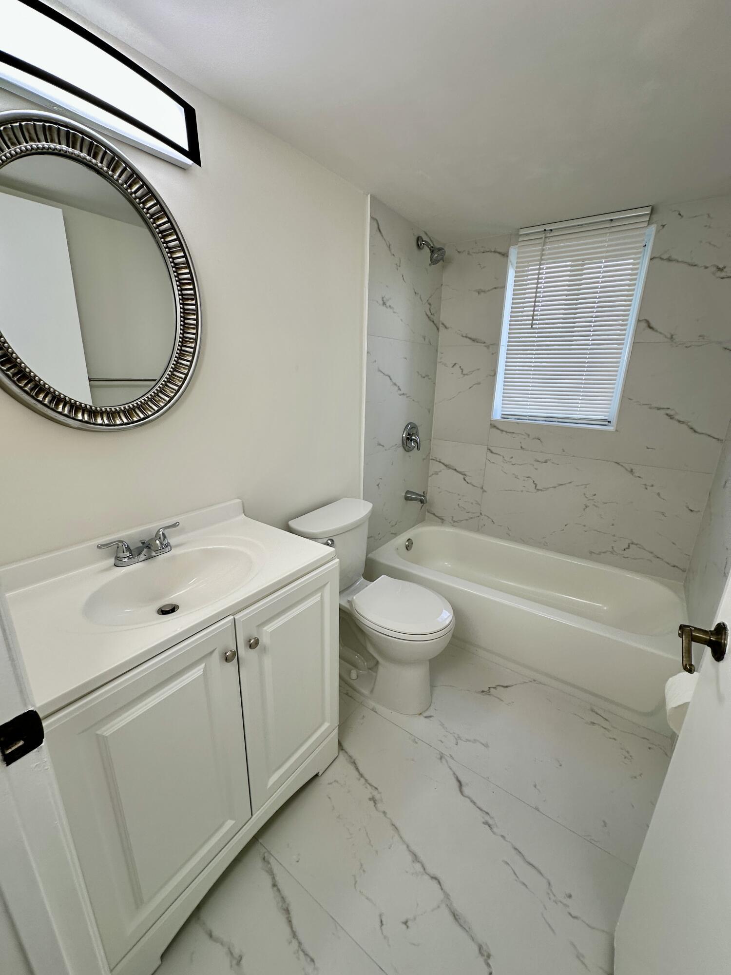 7664 Nw 18th Street 208 Property Photo 7