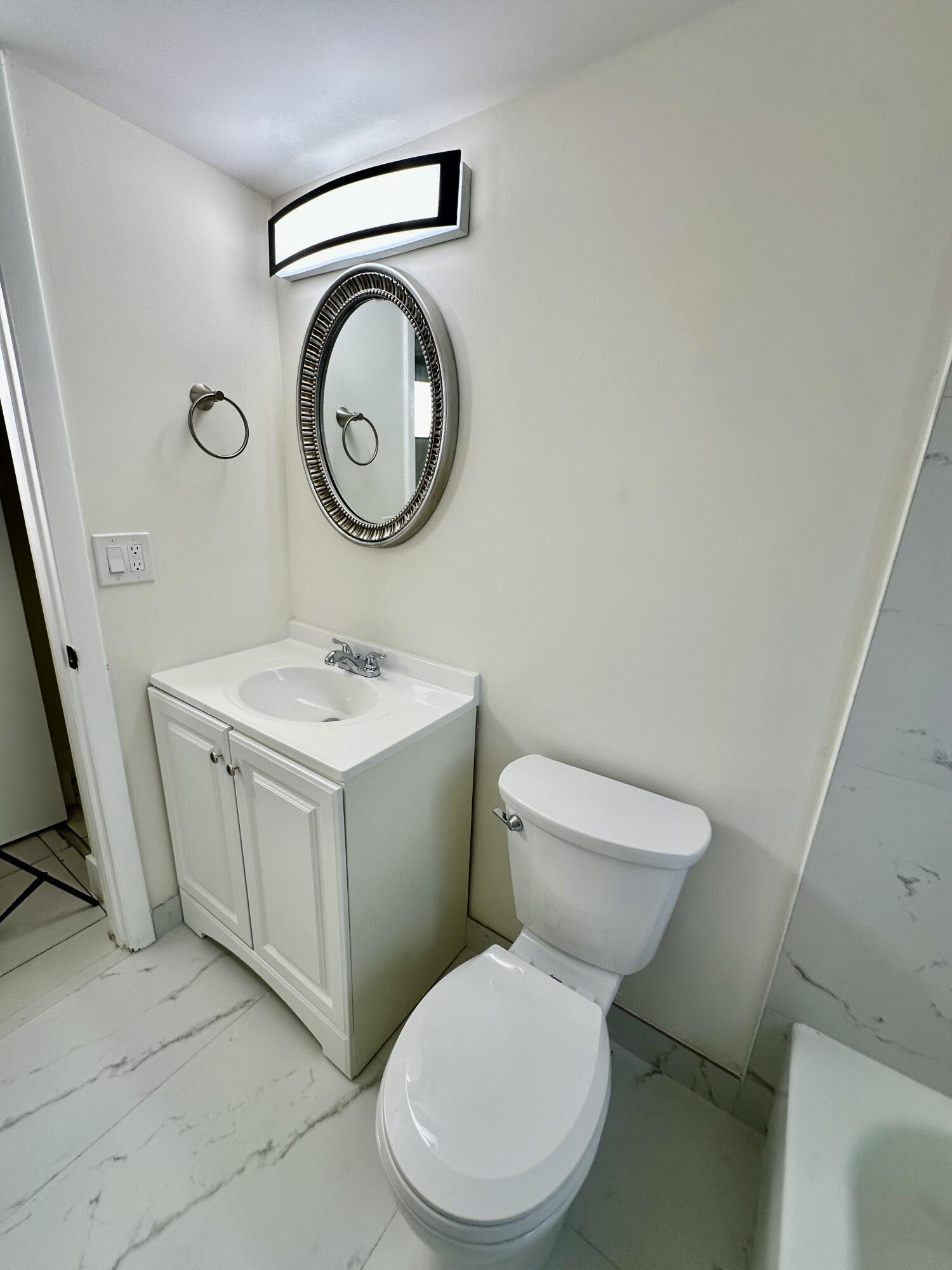 7664 Nw 18th Street 208 Property Photo 10
