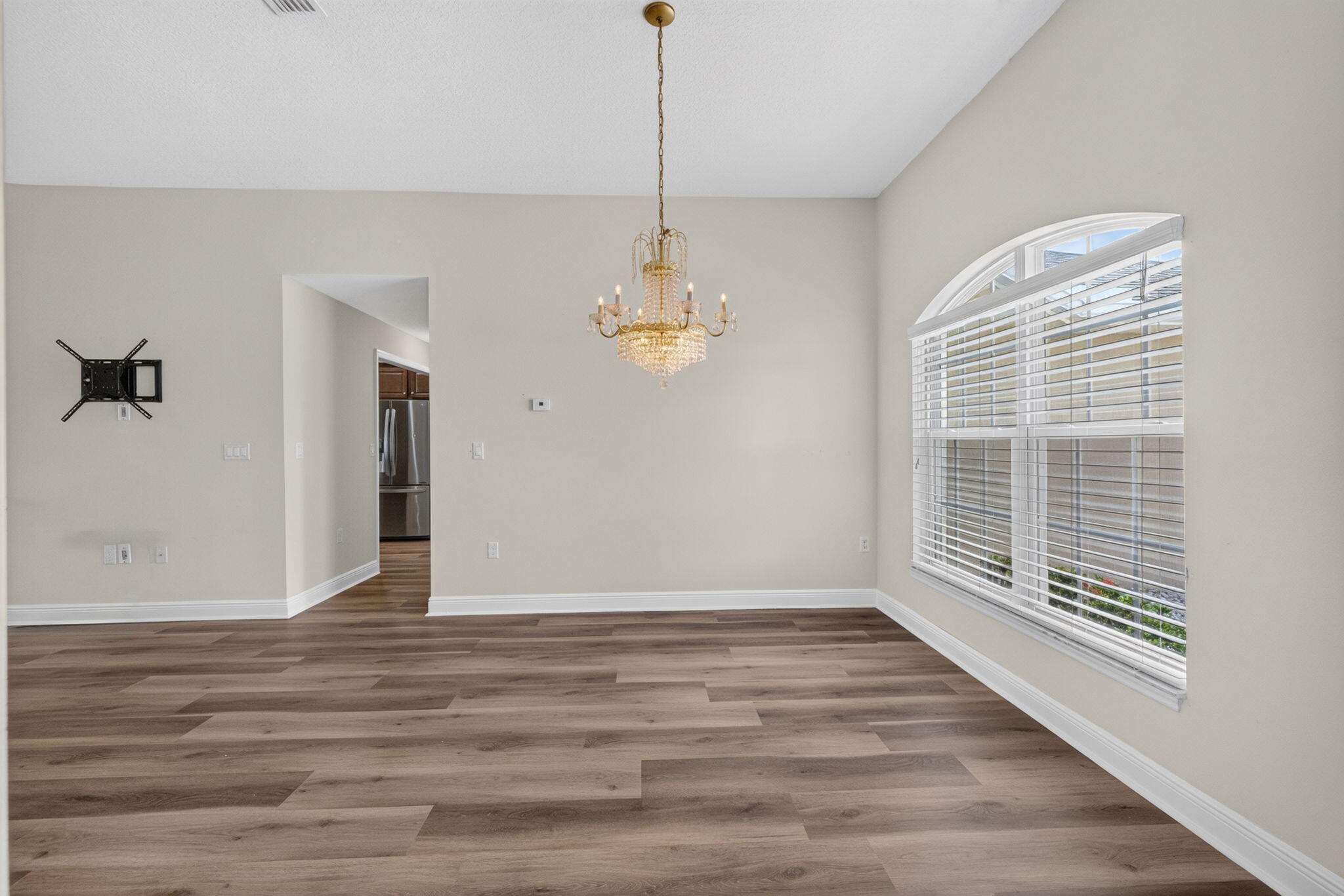 5852 Nw Ethel Court Property Photo 13