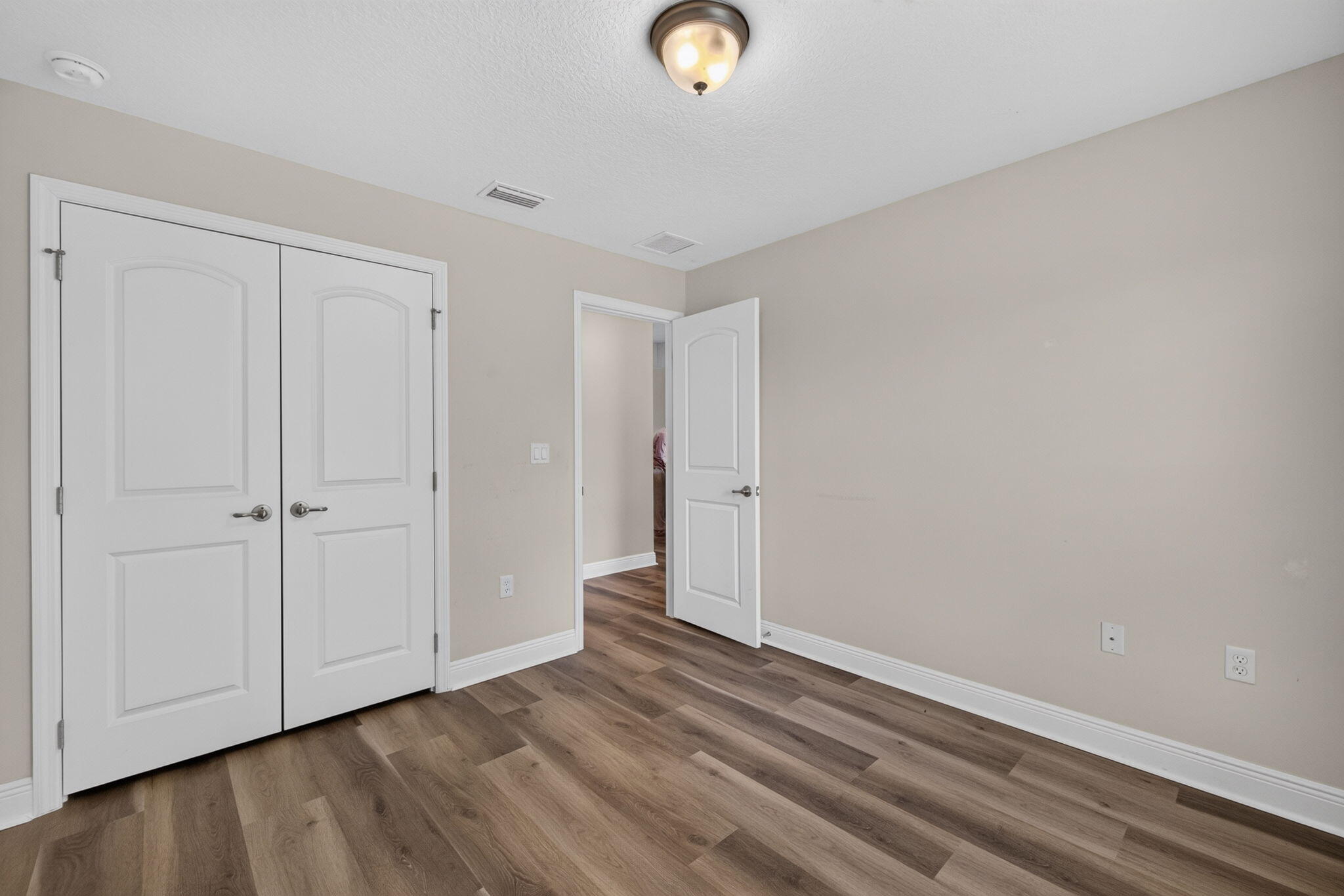 5852 Nw Ethel Court Property Photo 16