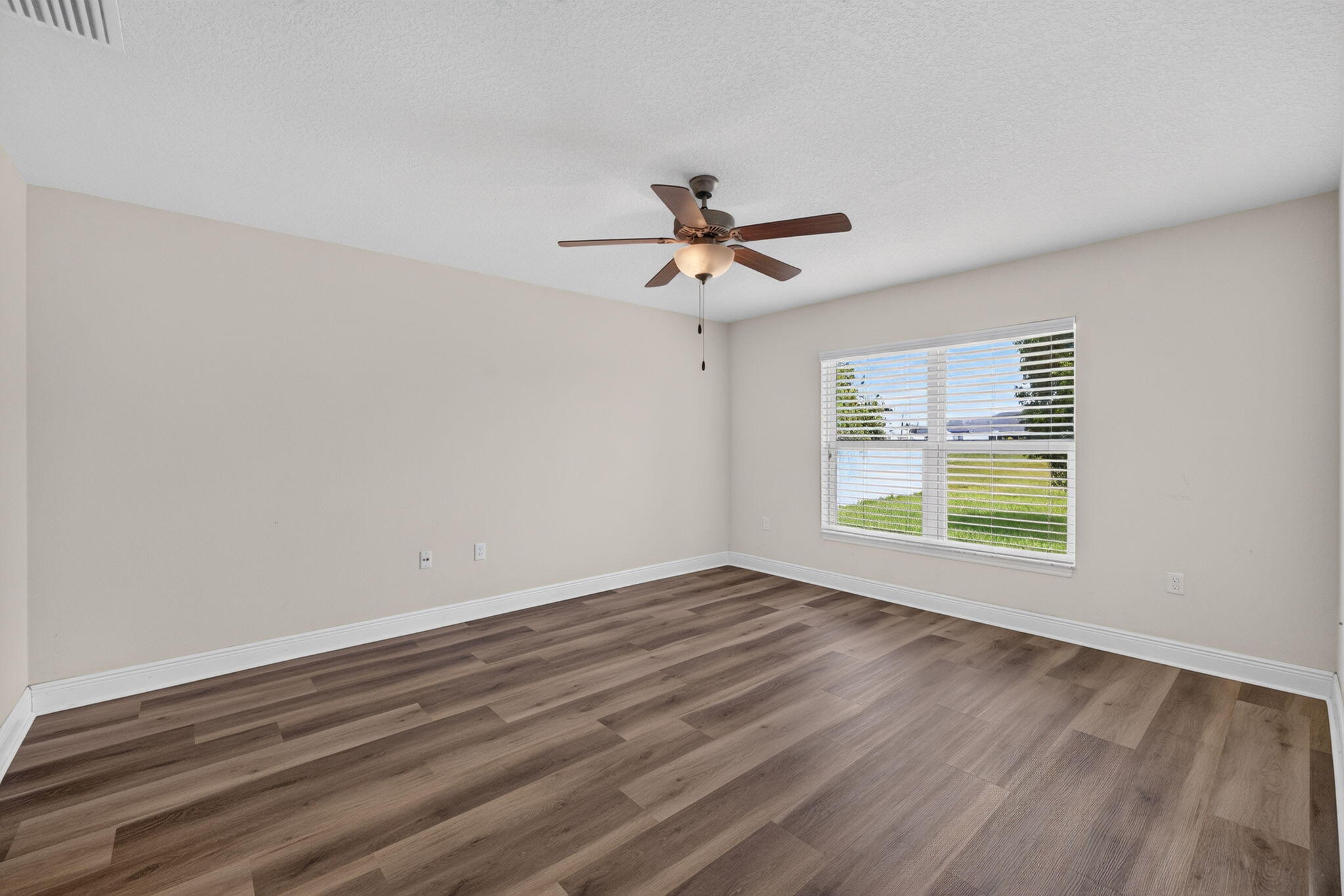 5852 Nw Ethel Court Property Photo 20