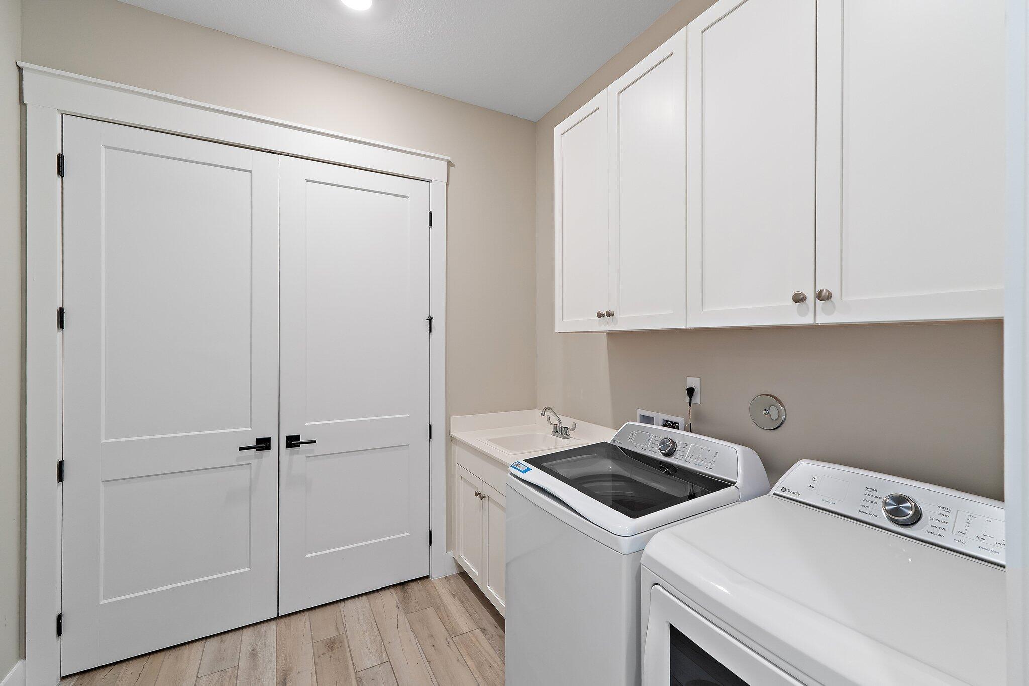 12172 Waterstone Circle Property Photo 49