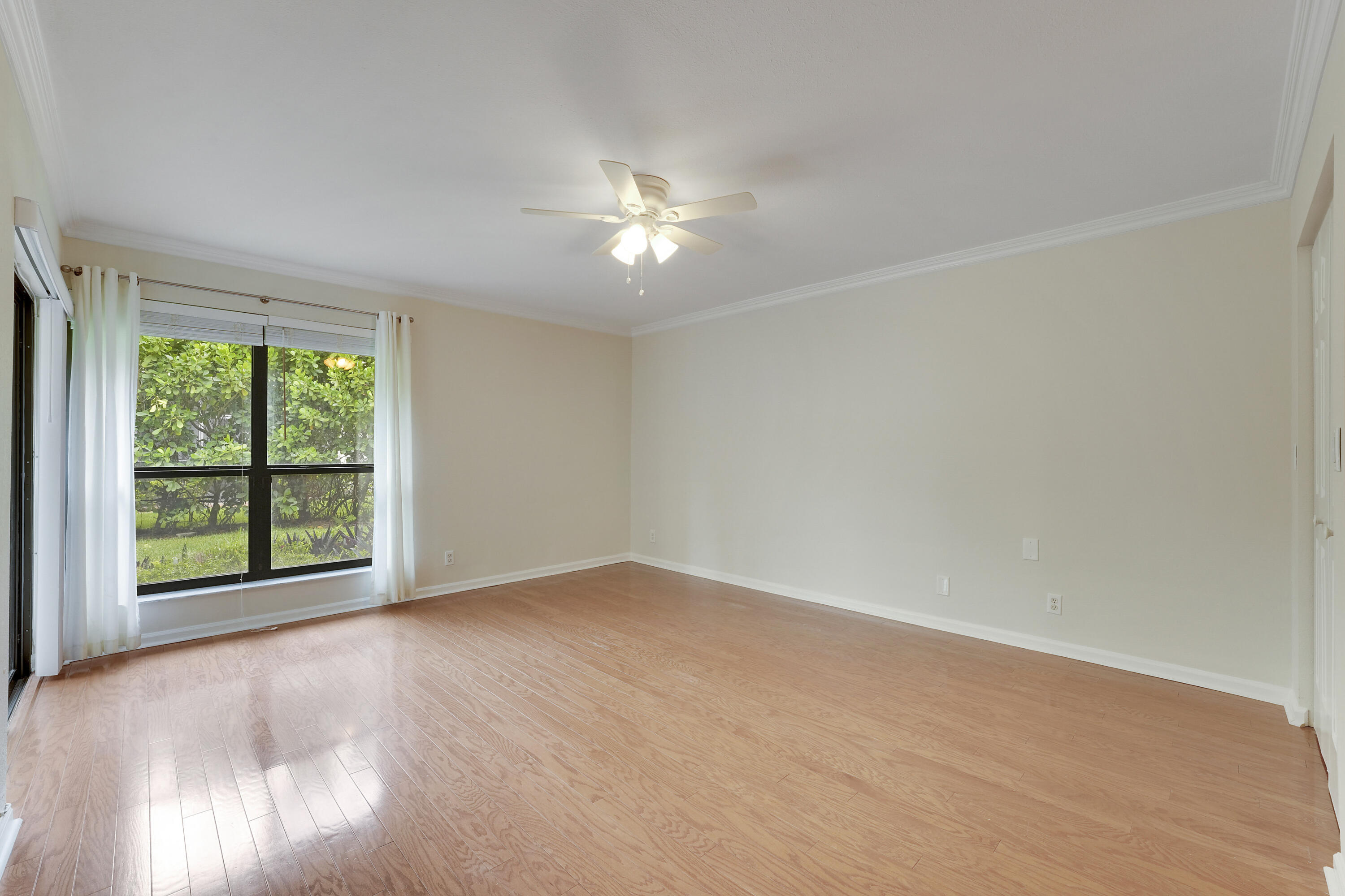 13 Lexington Lane E A Property Photo 11