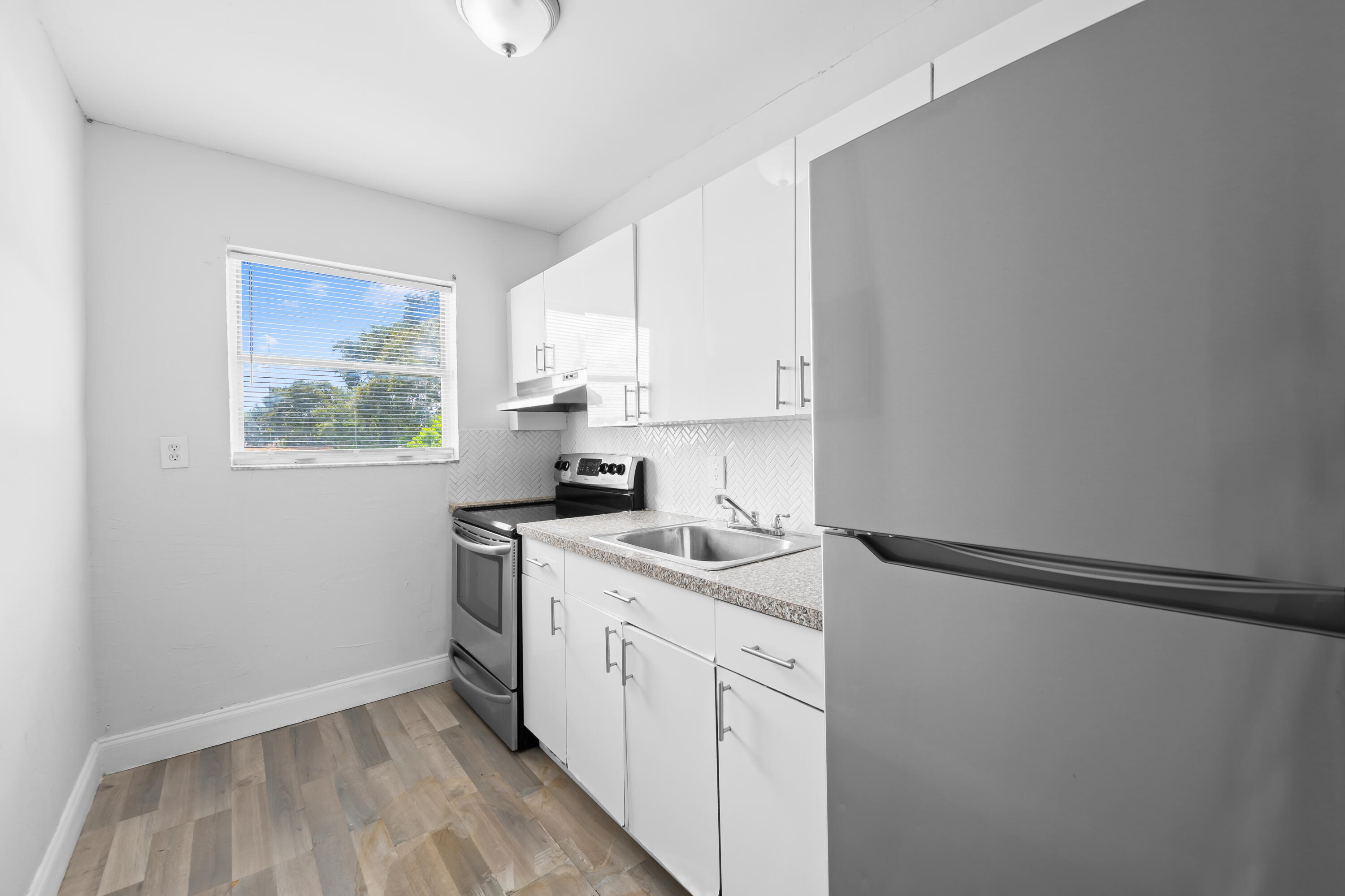 1761 Ali Baba Avenue #4 Property Photo 4
