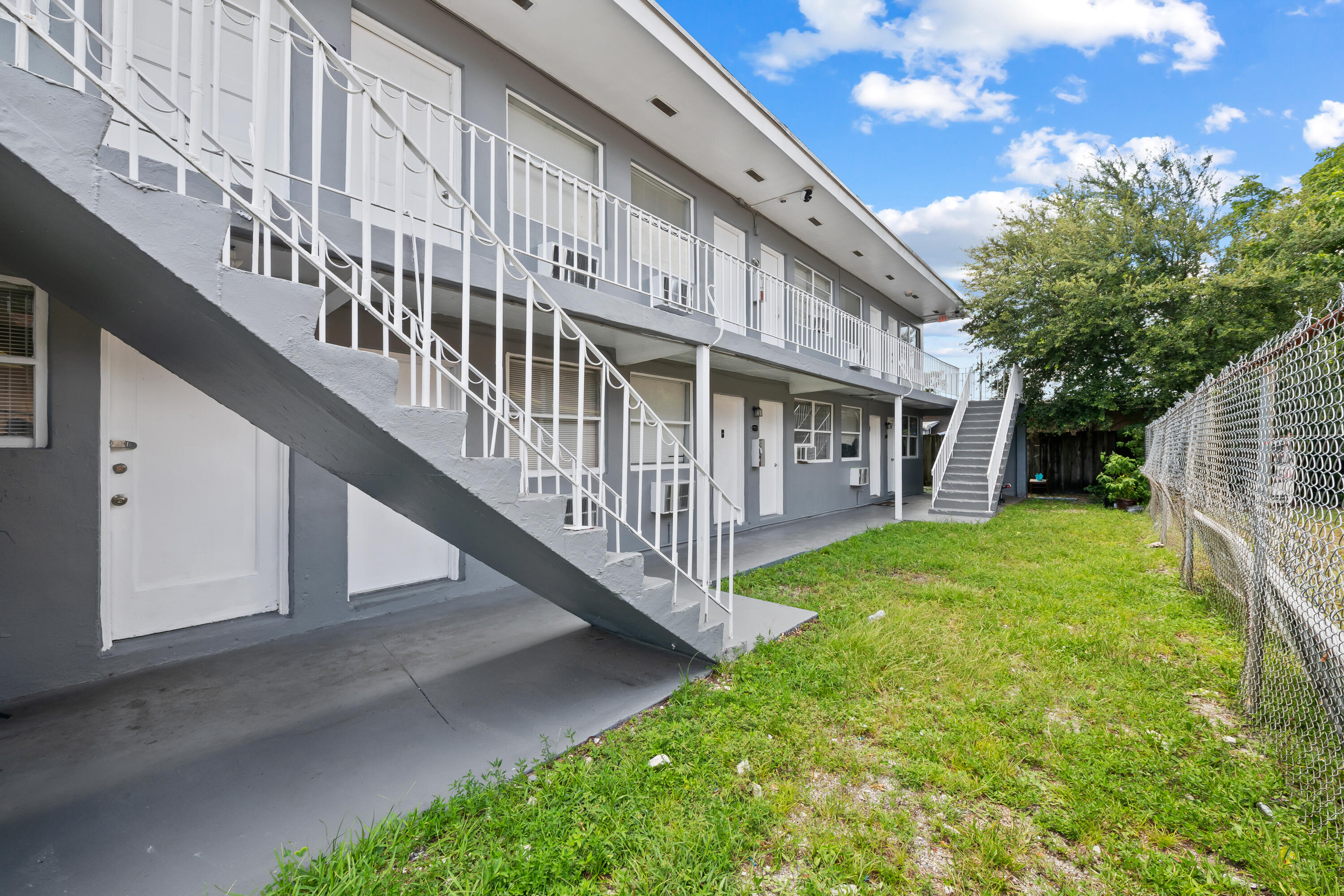 1761 Ali Baba Avenue #4 Property Photo 10