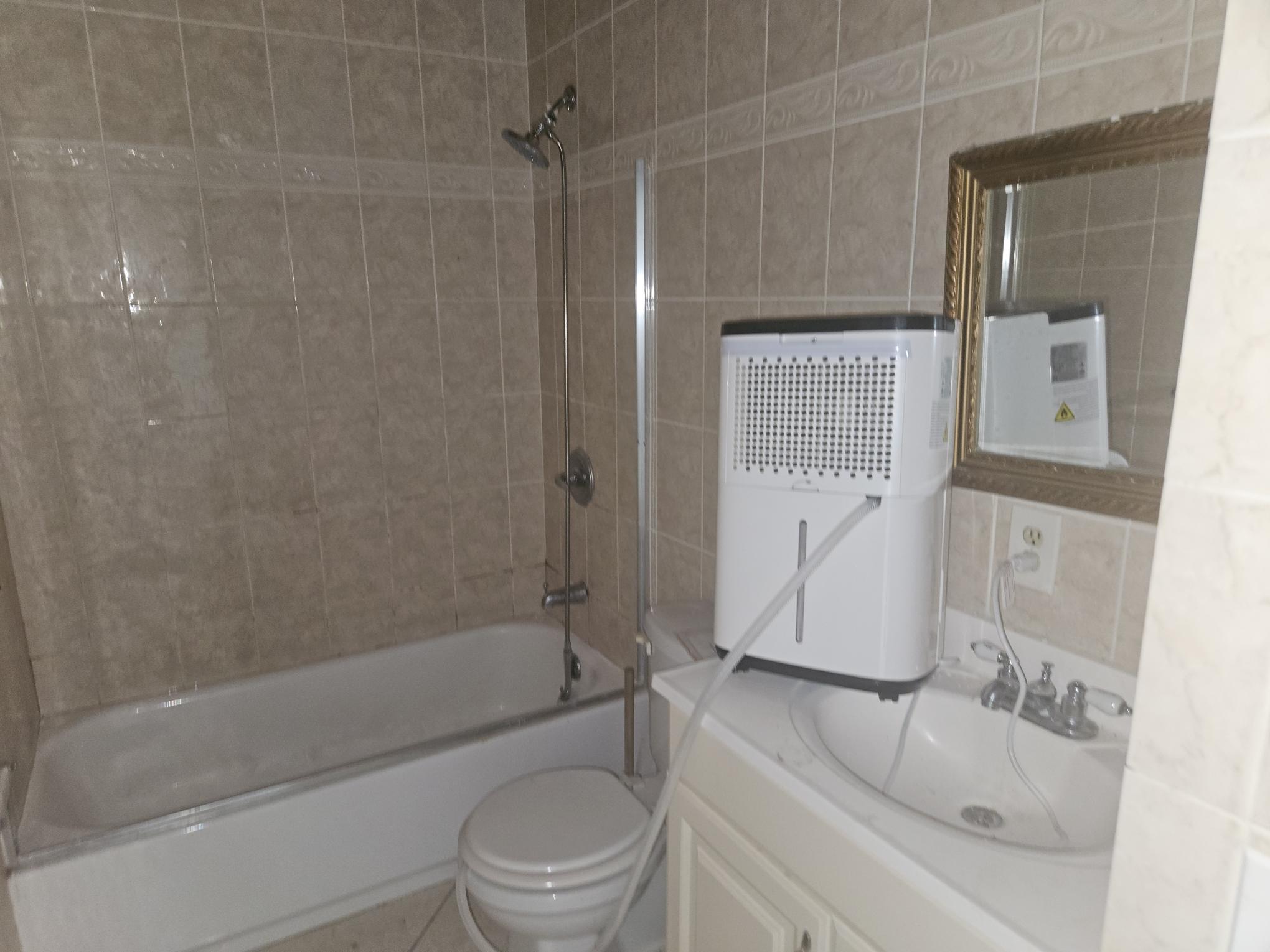 1419 Nw 80th Avenue F Property Photo 13