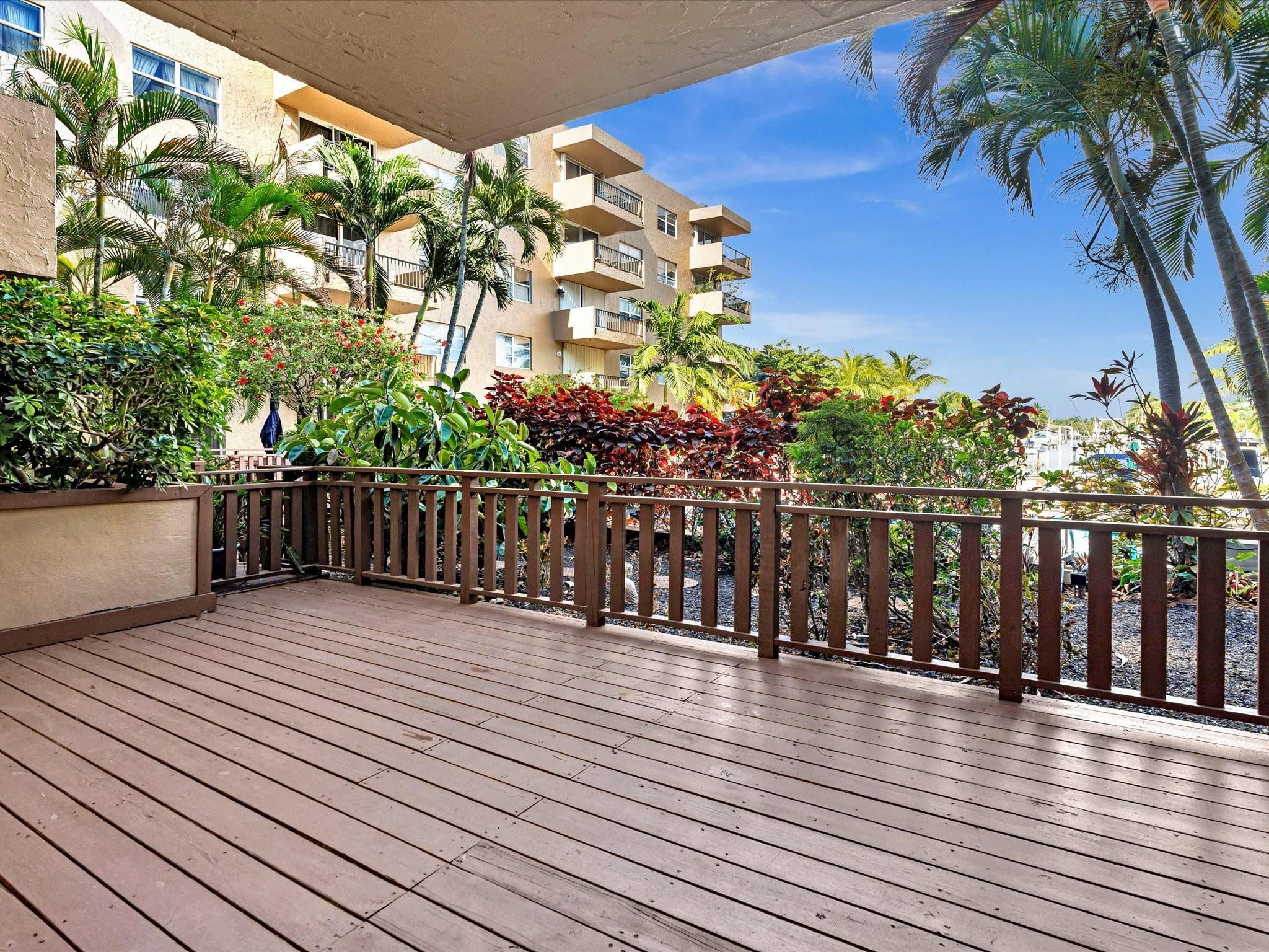 1421 S Ocean Boulevard 116 Property Photo 14