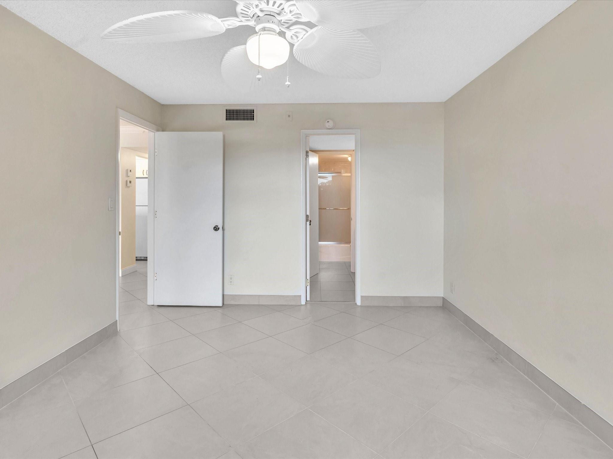 1421 S Ocean Boulevard 116 Property Photo 19