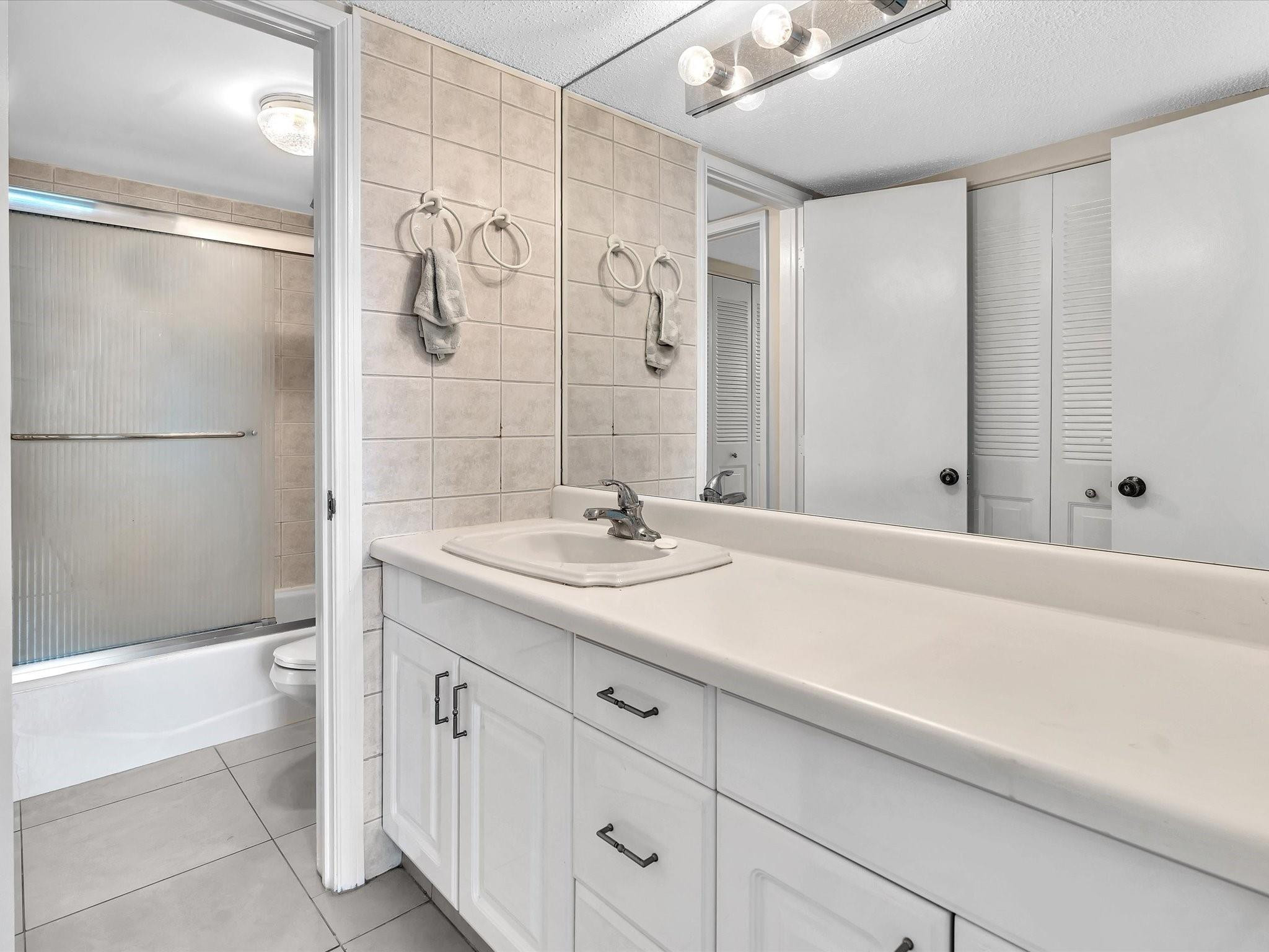 1421 S Ocean Boulevard 116 Property Photo 20