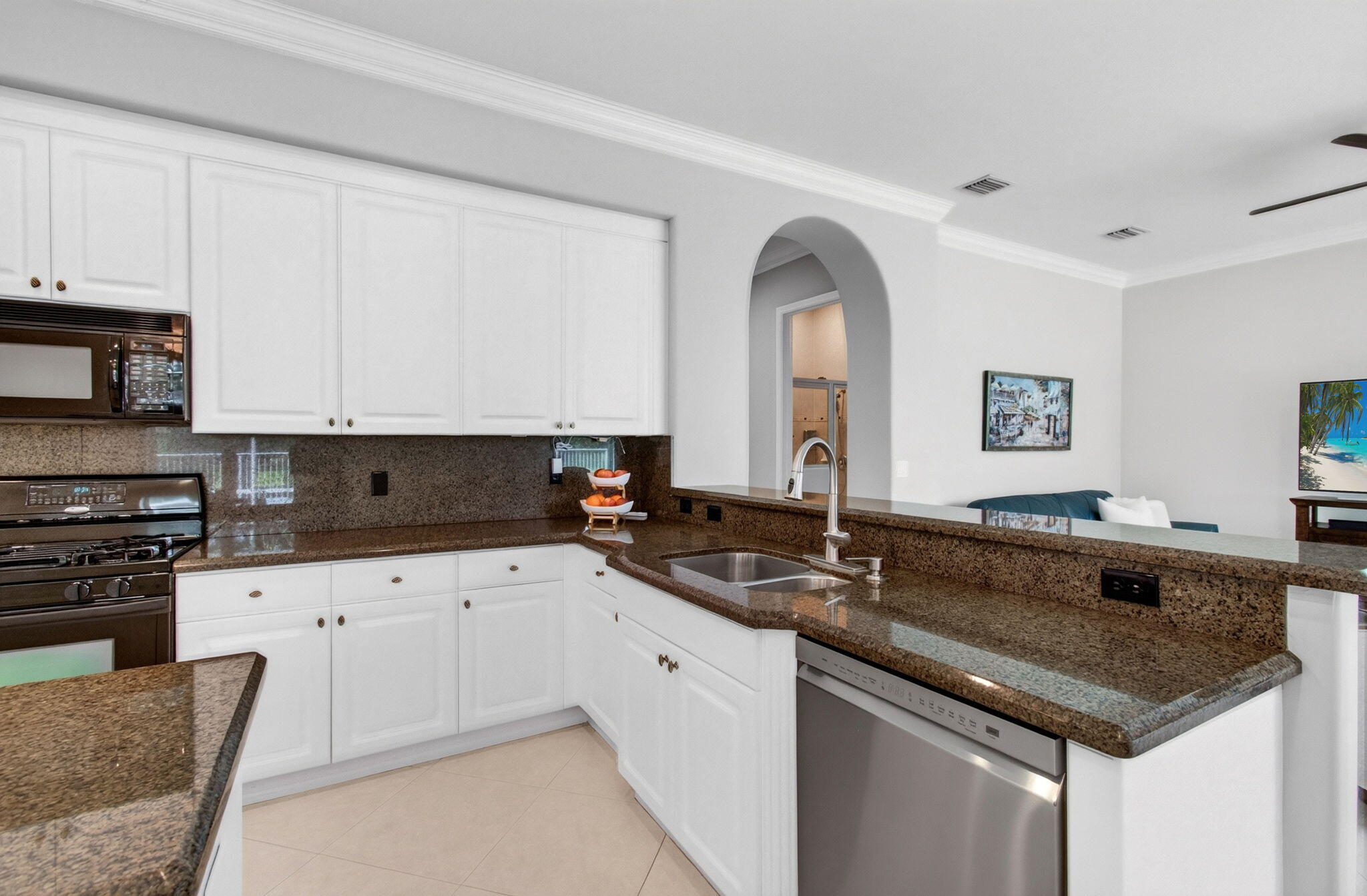 1183 Canyon Way Property Photo 26