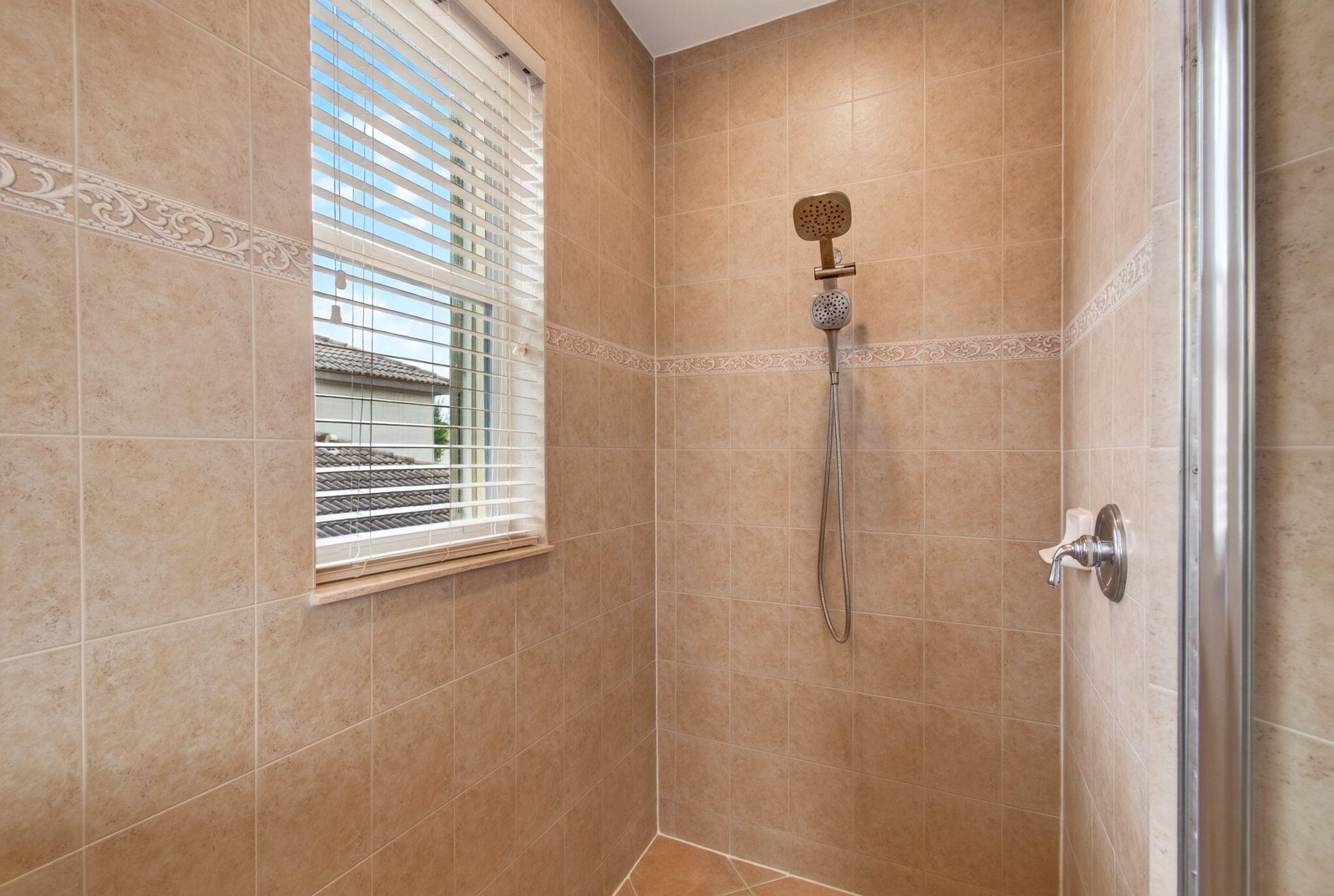 1183 Canyon Way Property Photo 52
