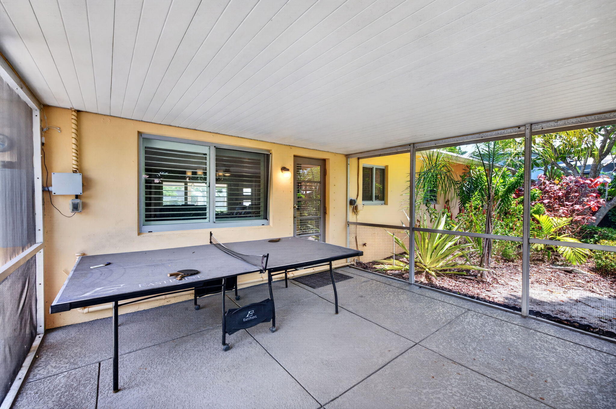 1858 Ne 34th Street Property Photo 36