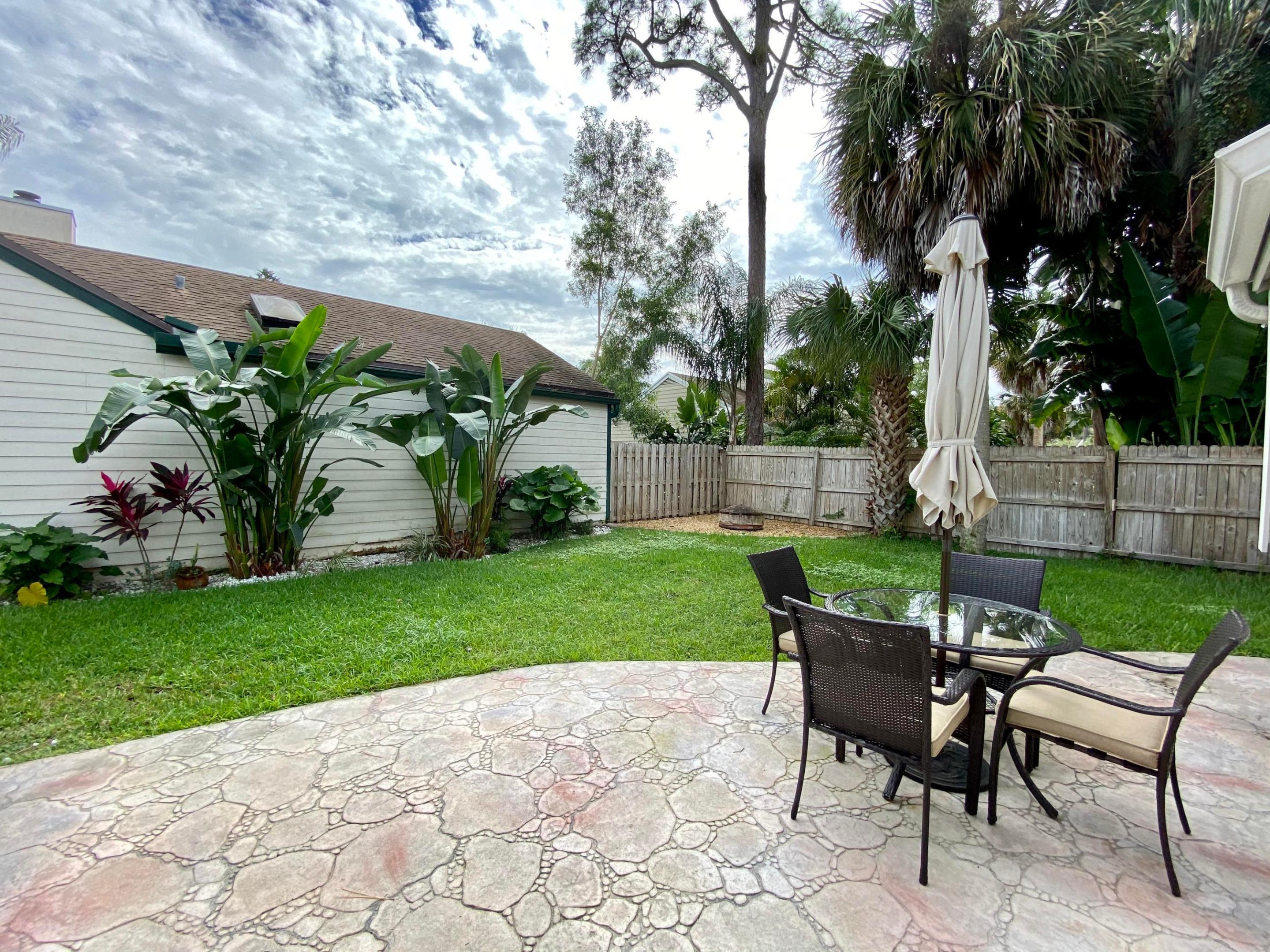 453 Park Forest Way Property Photo 17
