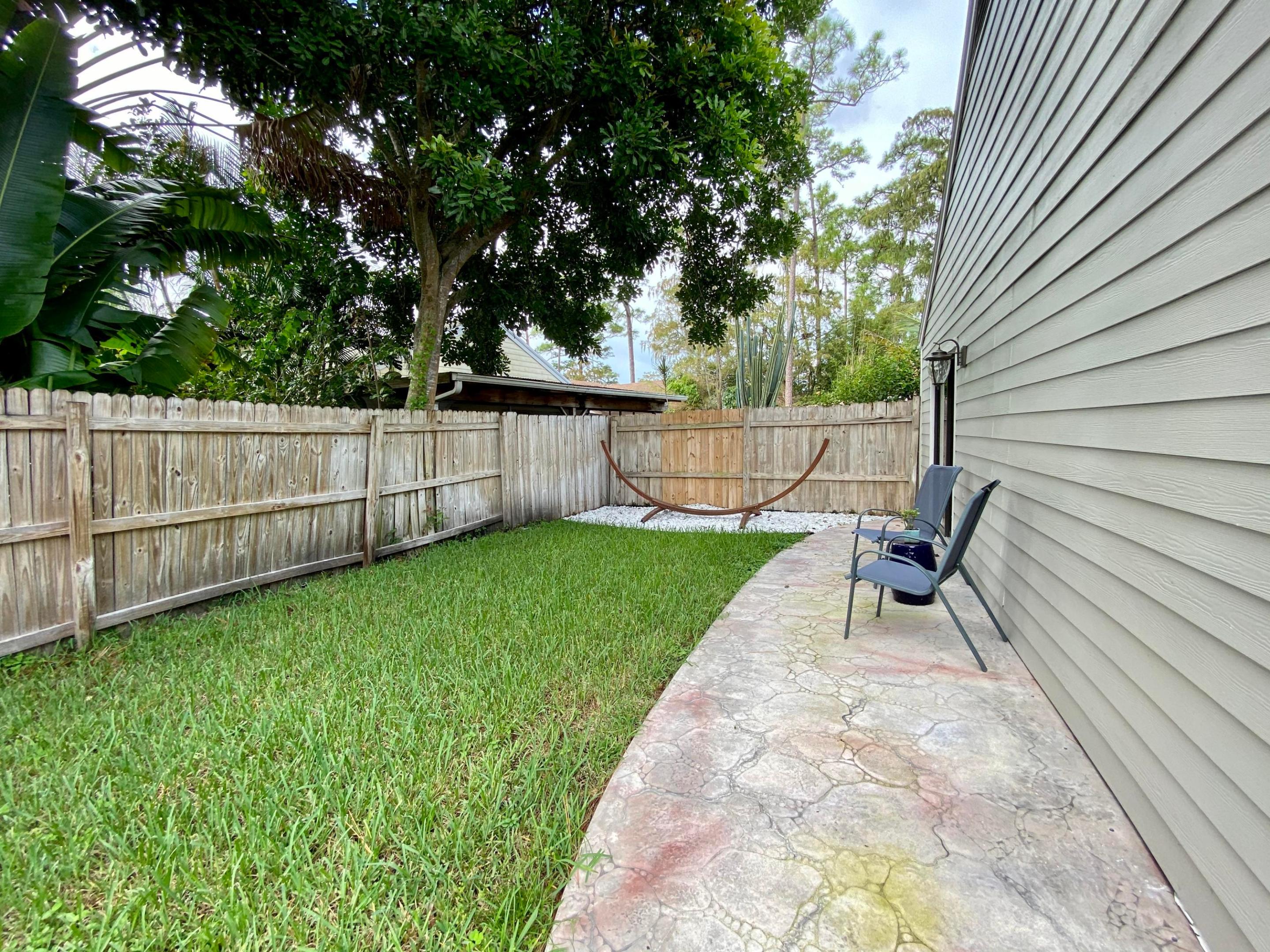 453 Park Forest Way Property Photo 18