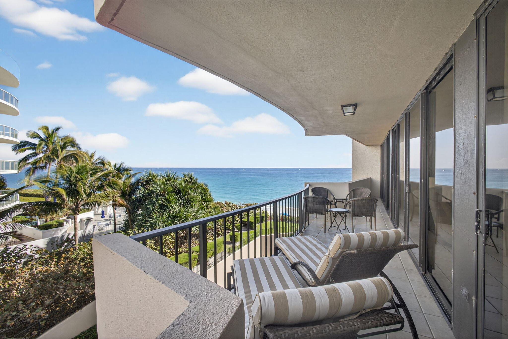 4200 N Ocean Drive 1-406 Property Photo 5