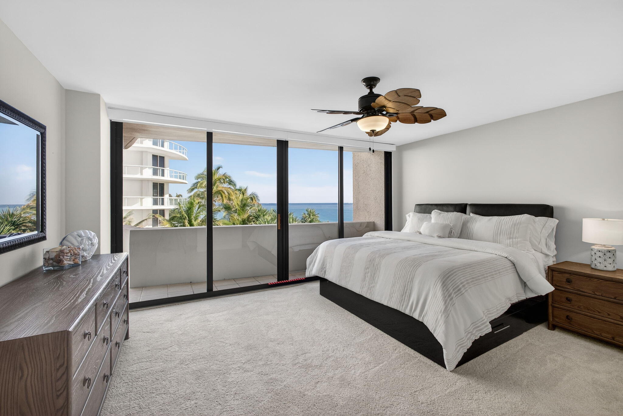 4200 N Ocean Drive 1-406 Property Photo 42