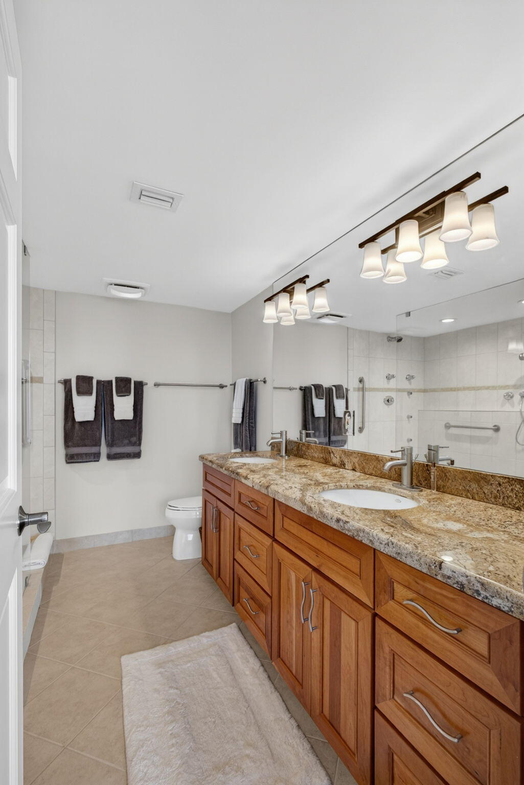 4200 N Ocean Drive 1-406 Property Photo 44