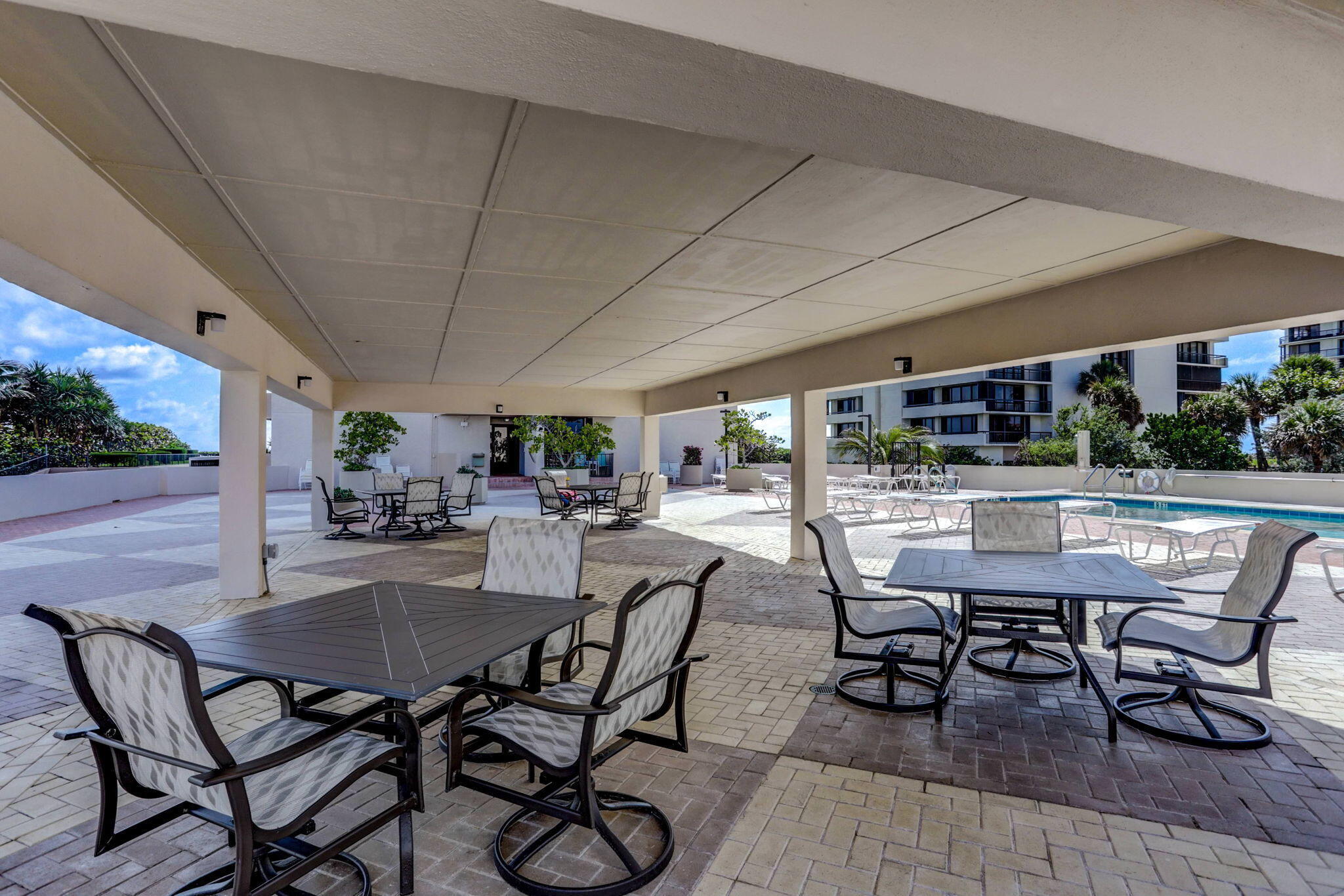 4200 N Ocean Drive 1-406 Property Photo 78