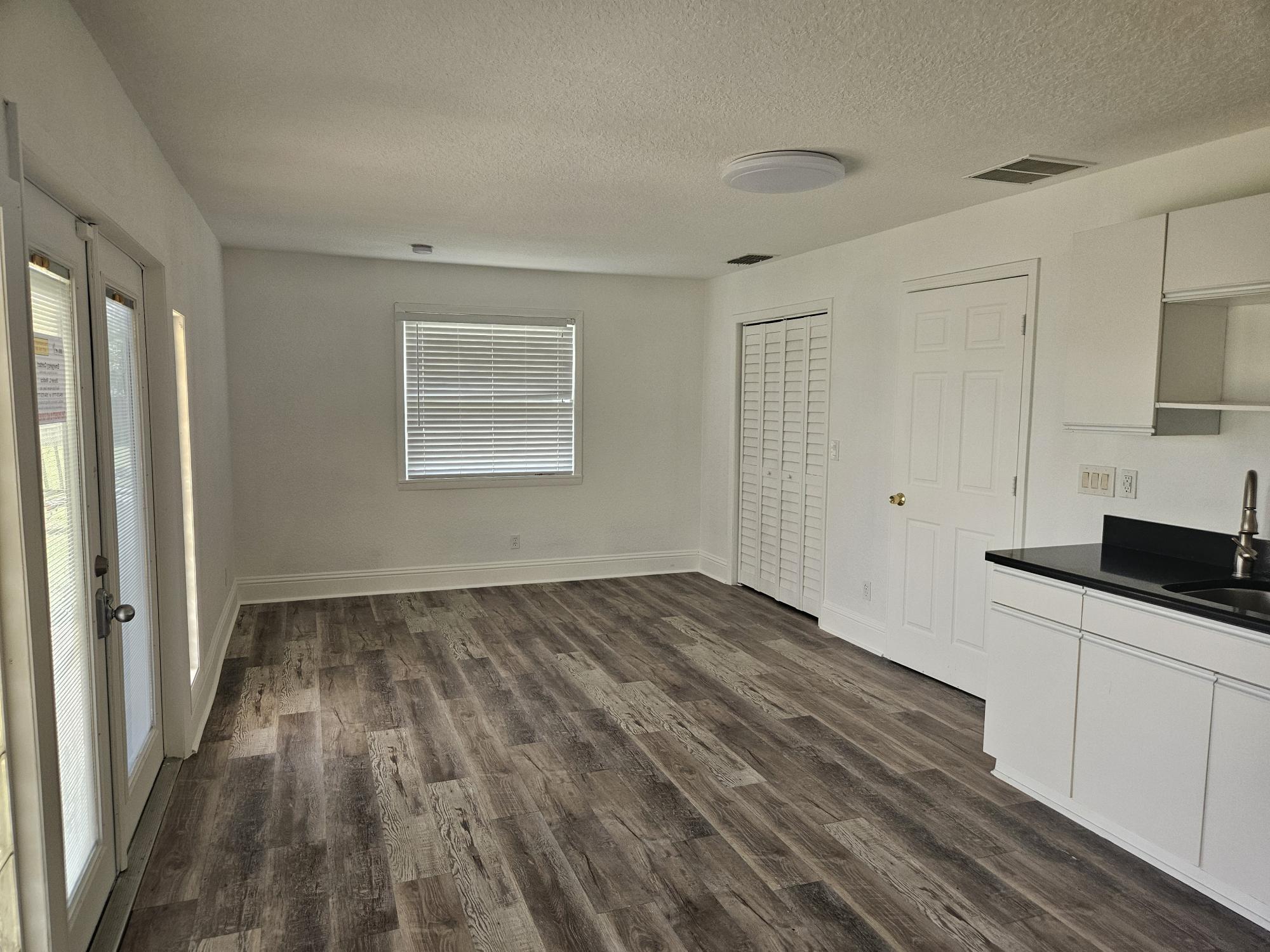 463 Nw Ravenswood Lane Property Photo 10