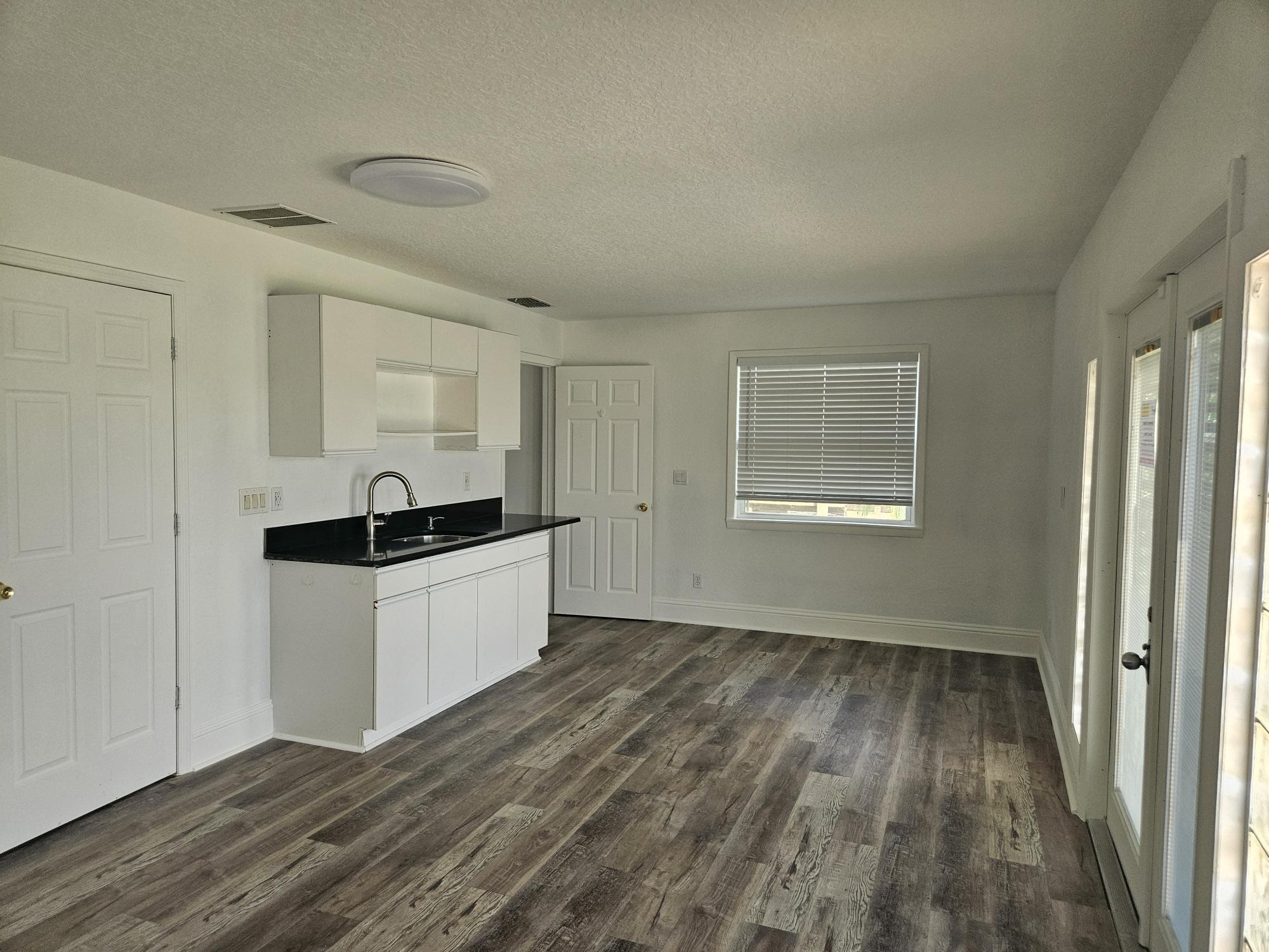 463 Nw Ravenswood Lane Property Photo 11