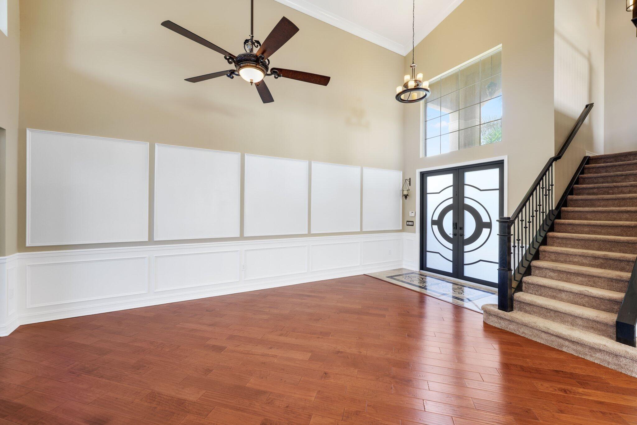 8160 Cantabria Falls Drive Property Photo 8