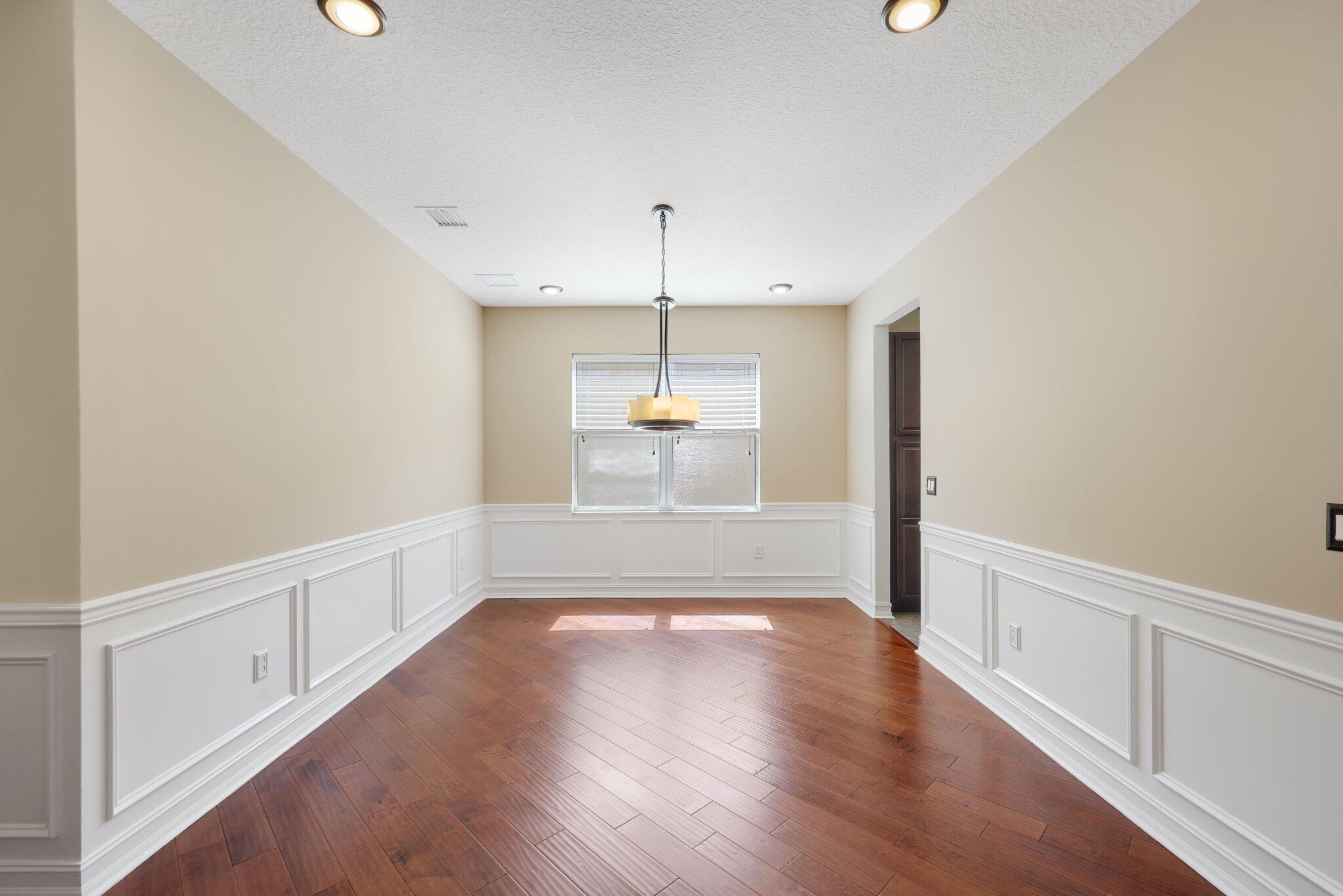8160 Cantabria Falls Drive Property Photo 10