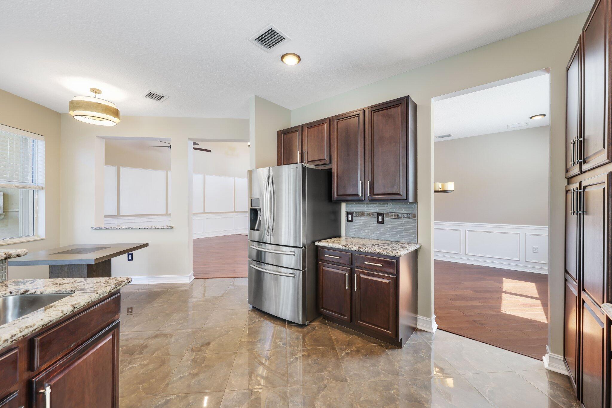 8160 Cantabria Falls Drive Property Photo 17