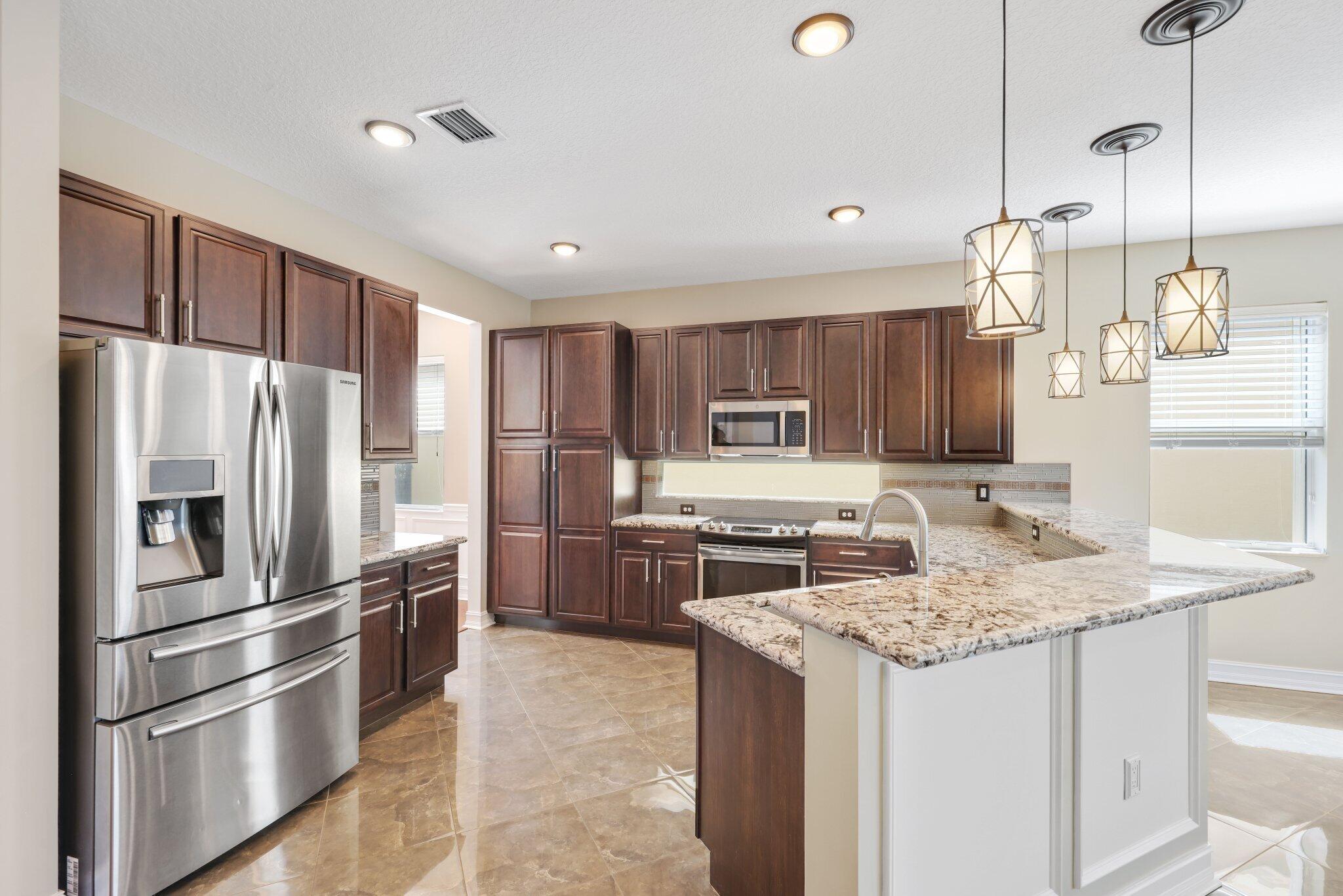 8160 Cantabria Falls Drive Property Photo 22