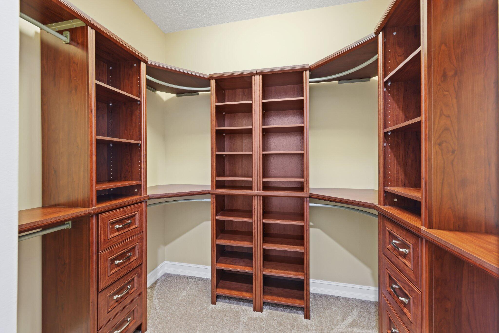 8160 Cantabria Falls Drive Property Photo 61