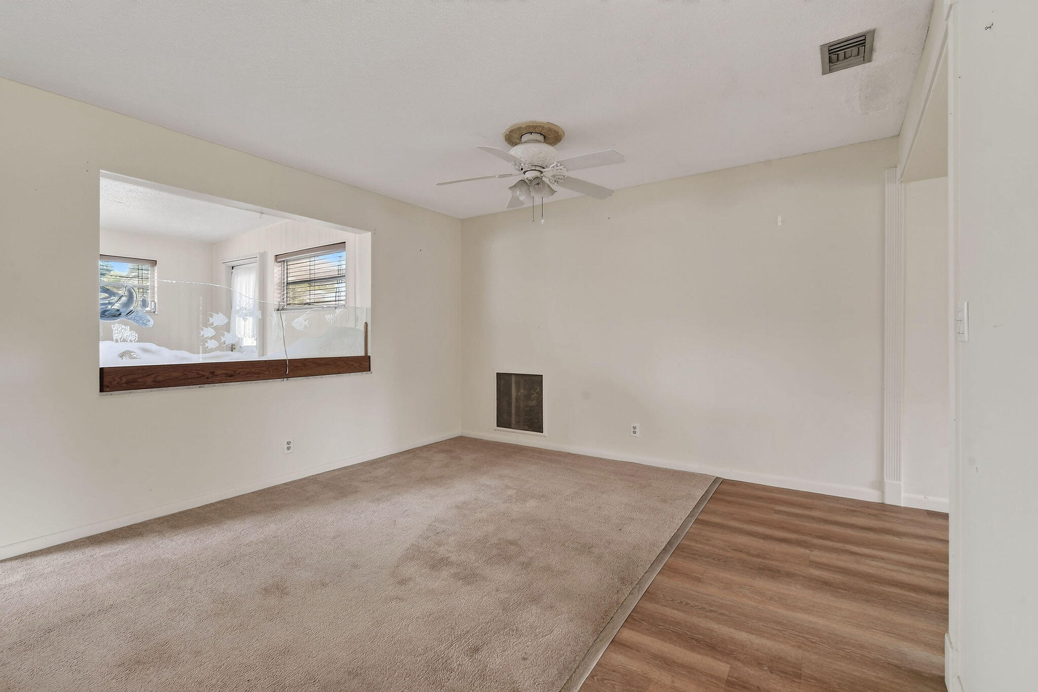 11 Windsor Road E Property Photo 15