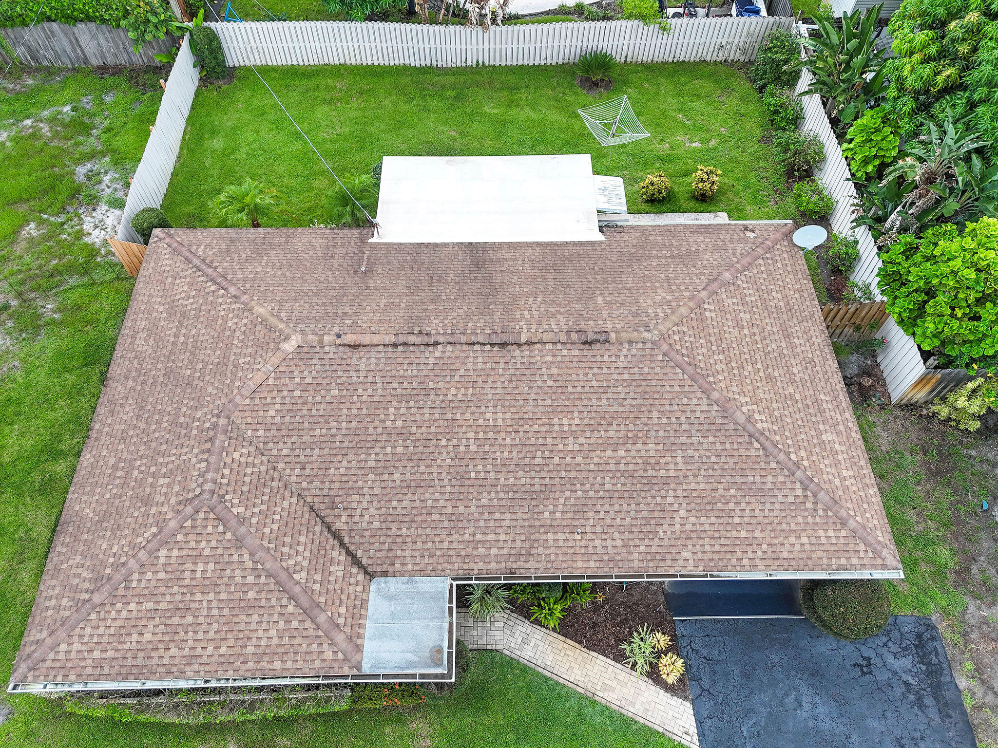 11 Windsor Road E Property Photo 32
