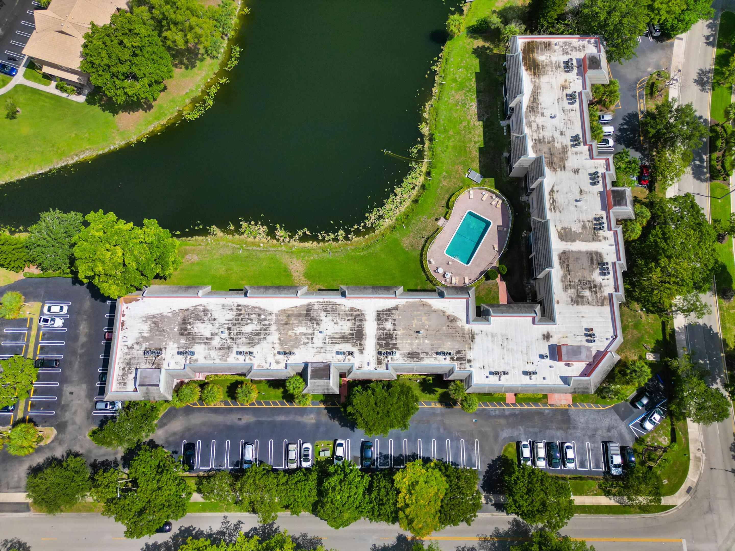 2850 Forest Hills Boulevard 211 Property Photo 2