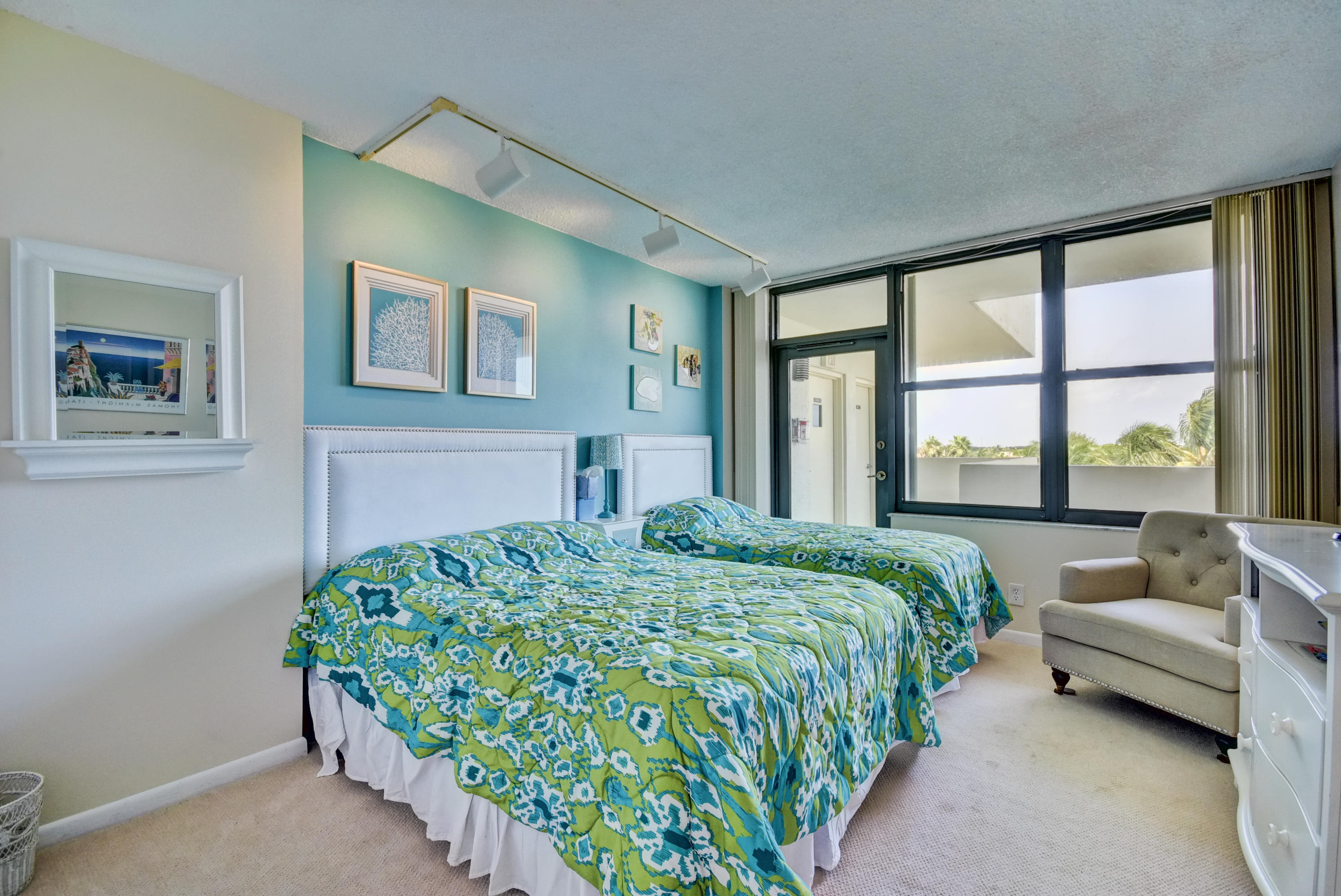 4600 S Ocean Boulevard 604 Property Photo 14