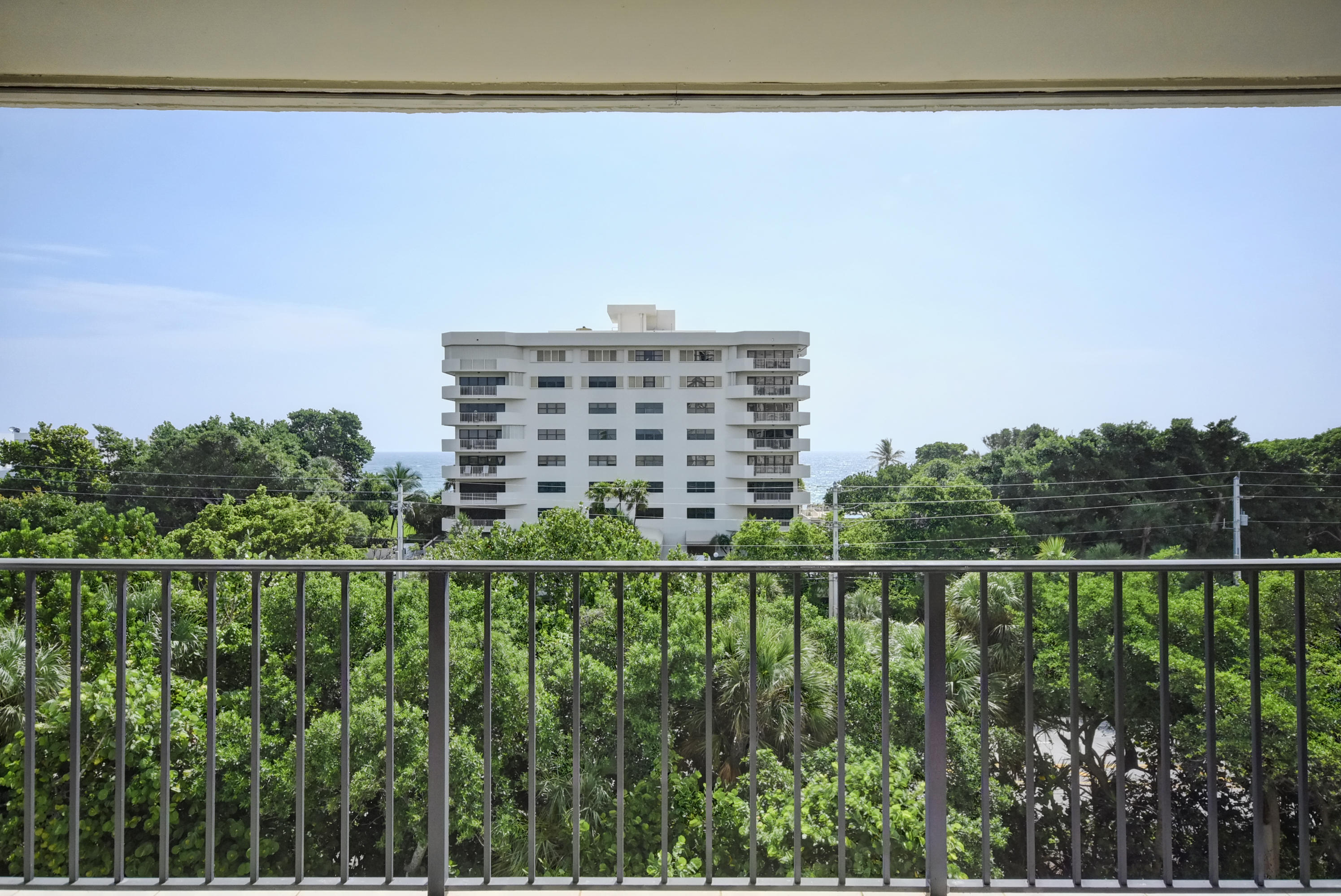 4600 S Ocean Boulevard 604 Property Photo 17