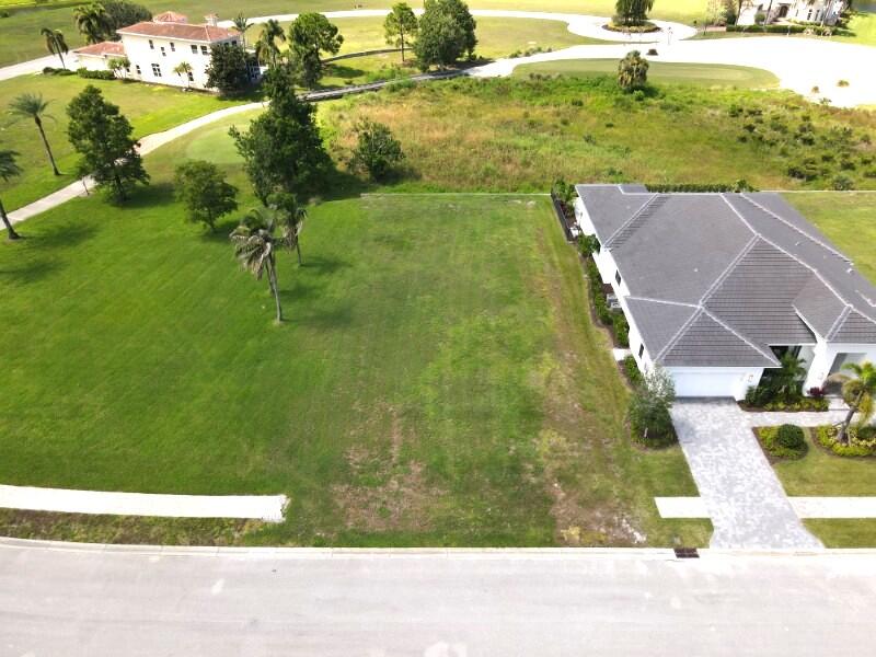 172 Se Rio Angelica Property Photo 2
