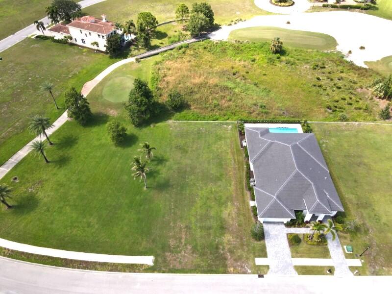 172 Se Rio Angelica Property Photo 3