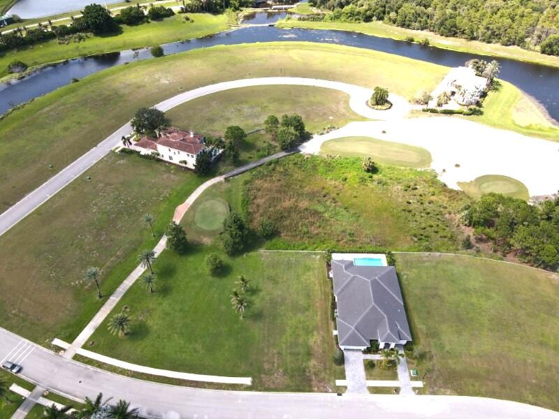 172 Se Rio Angelica Property Photo 4