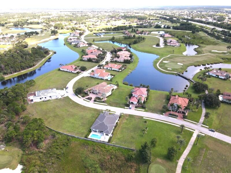 172 Se Rio Angelica Property Photo 8