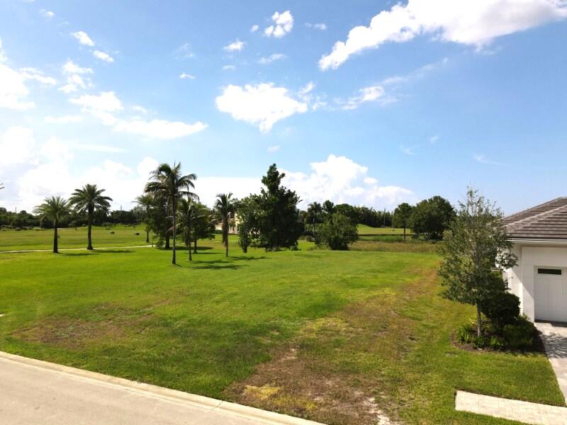 172 Se Rio Angelica Property Photo 23