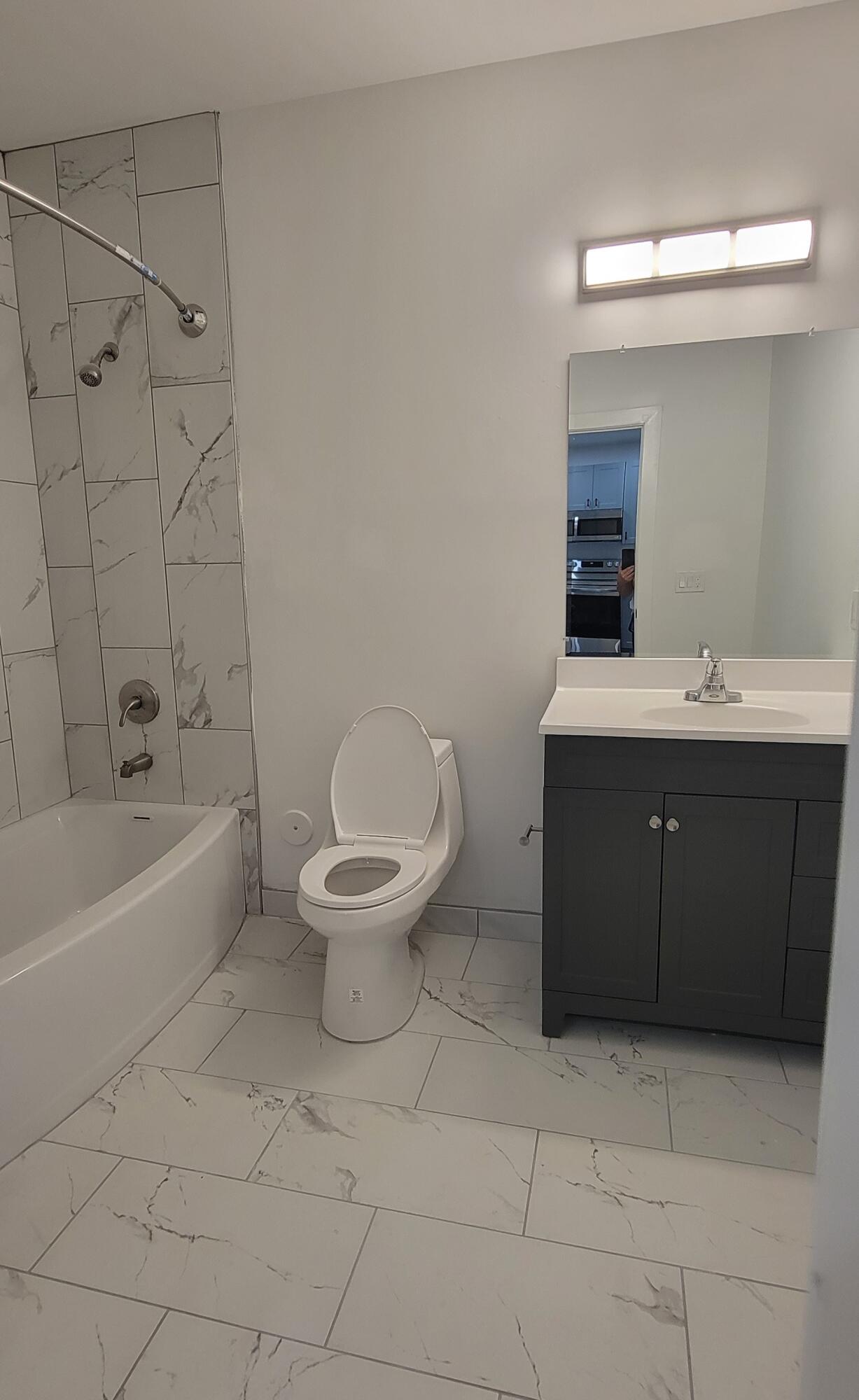 3801 Davie Boulevard 220 Property Photo 6