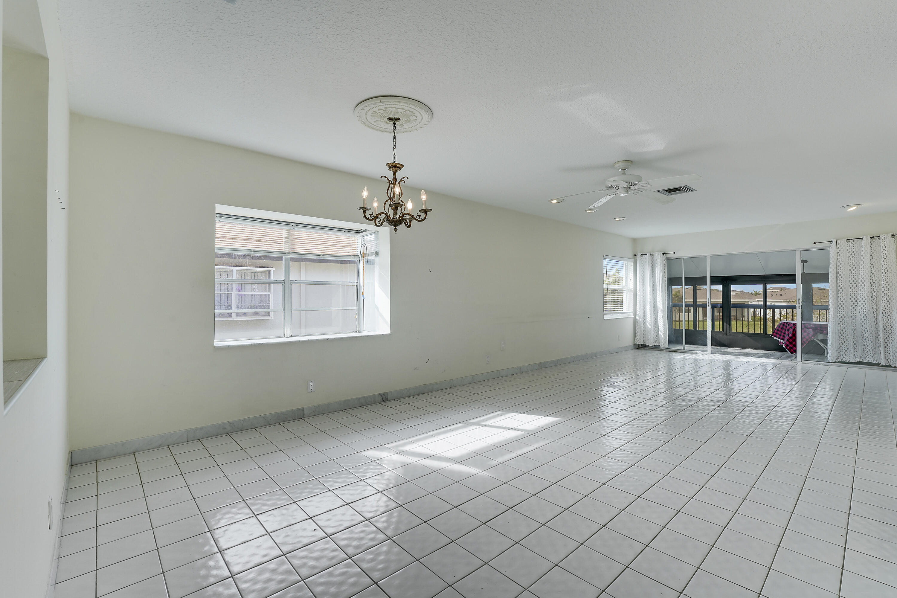 13679 Date Palm Court B Property Photo 16