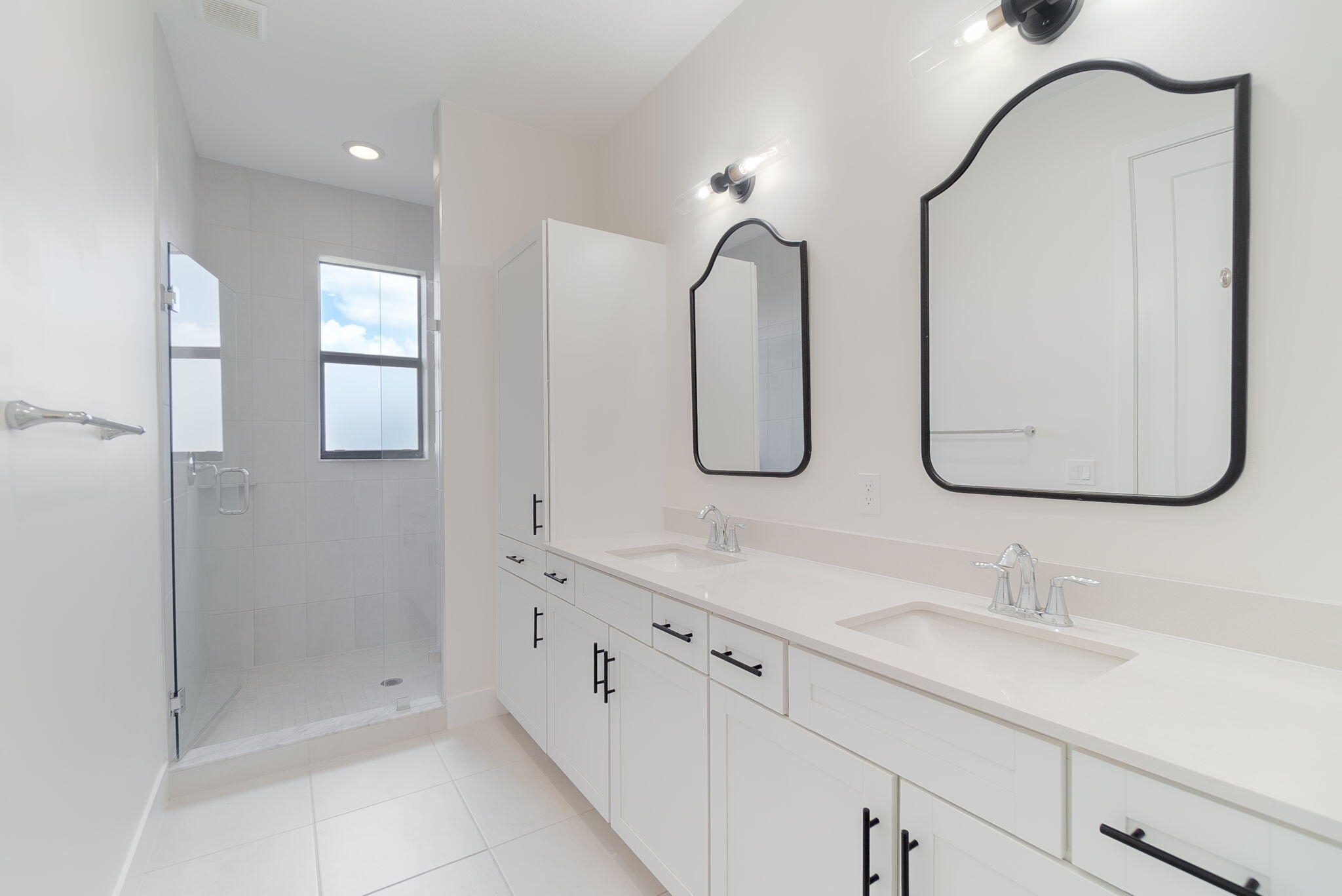 5447 Starfish Road Property Photo 17